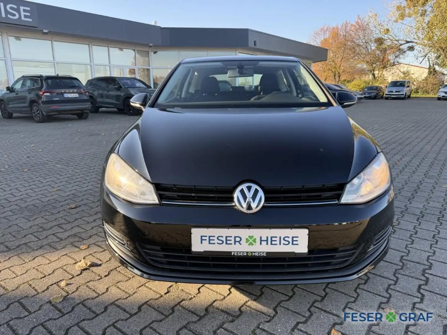 Volkswagen Golf VII 1.2 TSI Limousine *Climatronic*RadioMP3&AUX*LM Zwart - 2