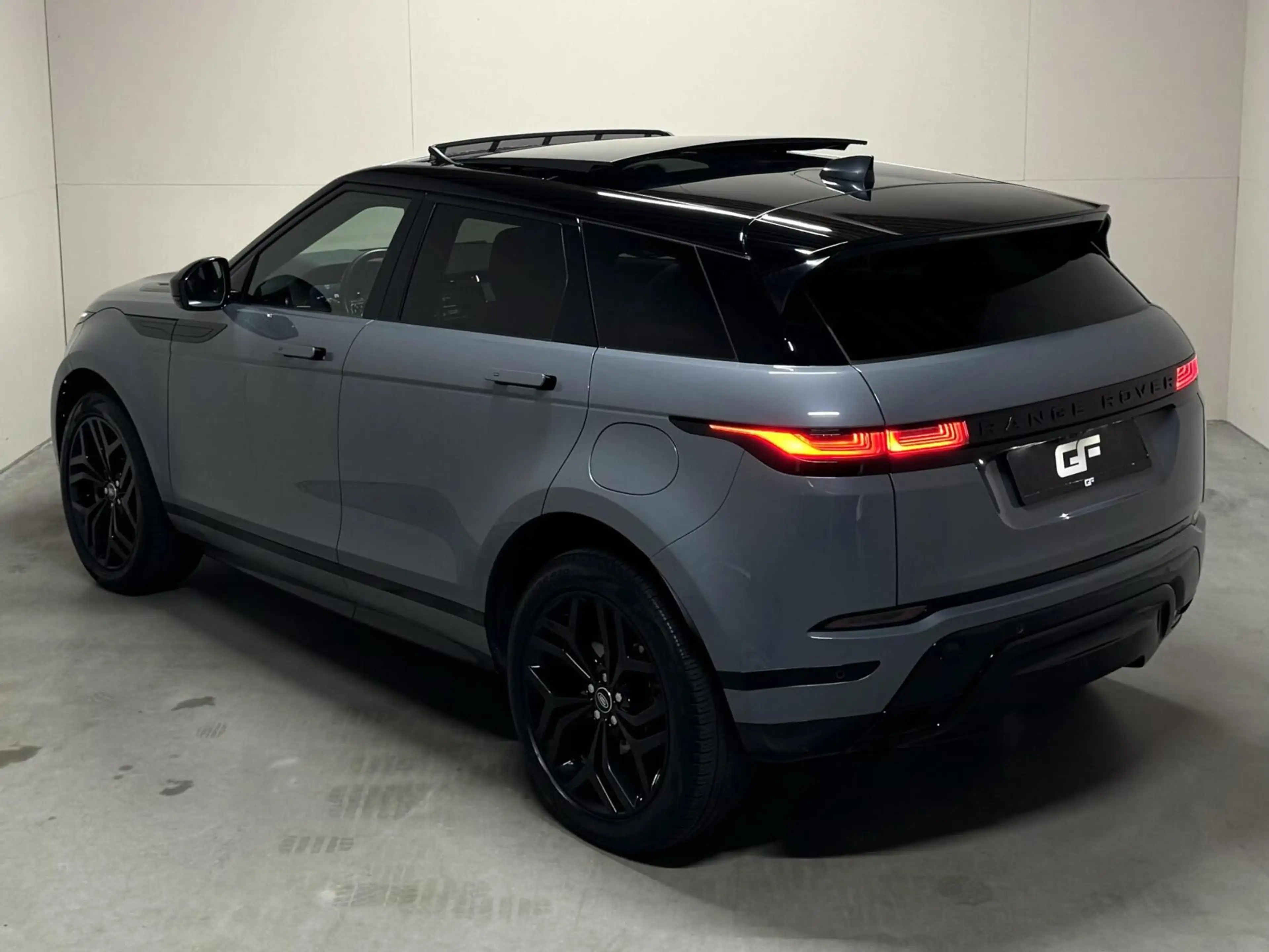 Land Rover Range Rover Evoque 1.5 P300e AWD R-Dynamic SE Pano Merdian — photo 12