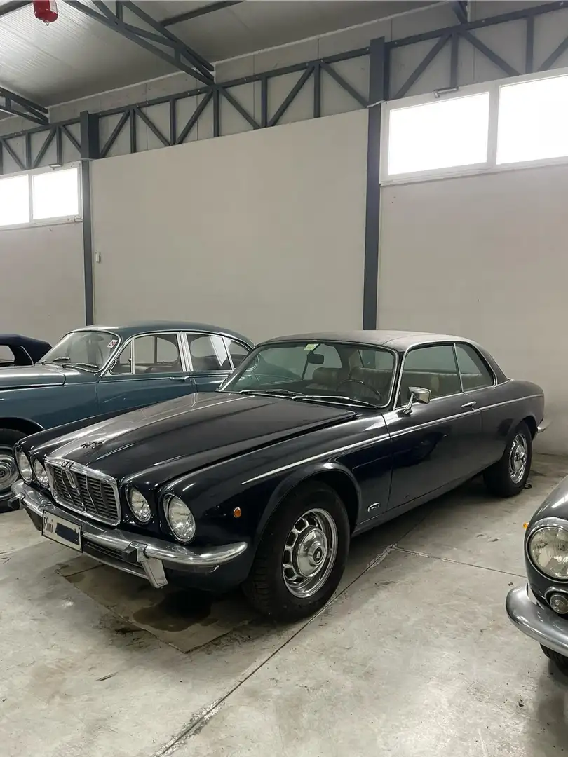 Jaguar XJ12 coupé - 1