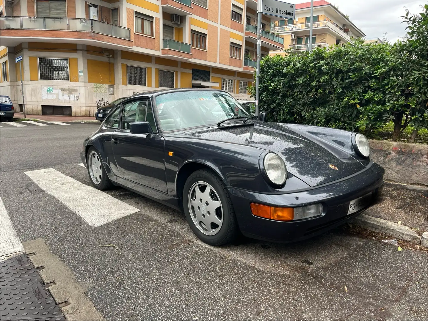 Porsche 964 911 Coupe 3.6 Carrera 4 - 2