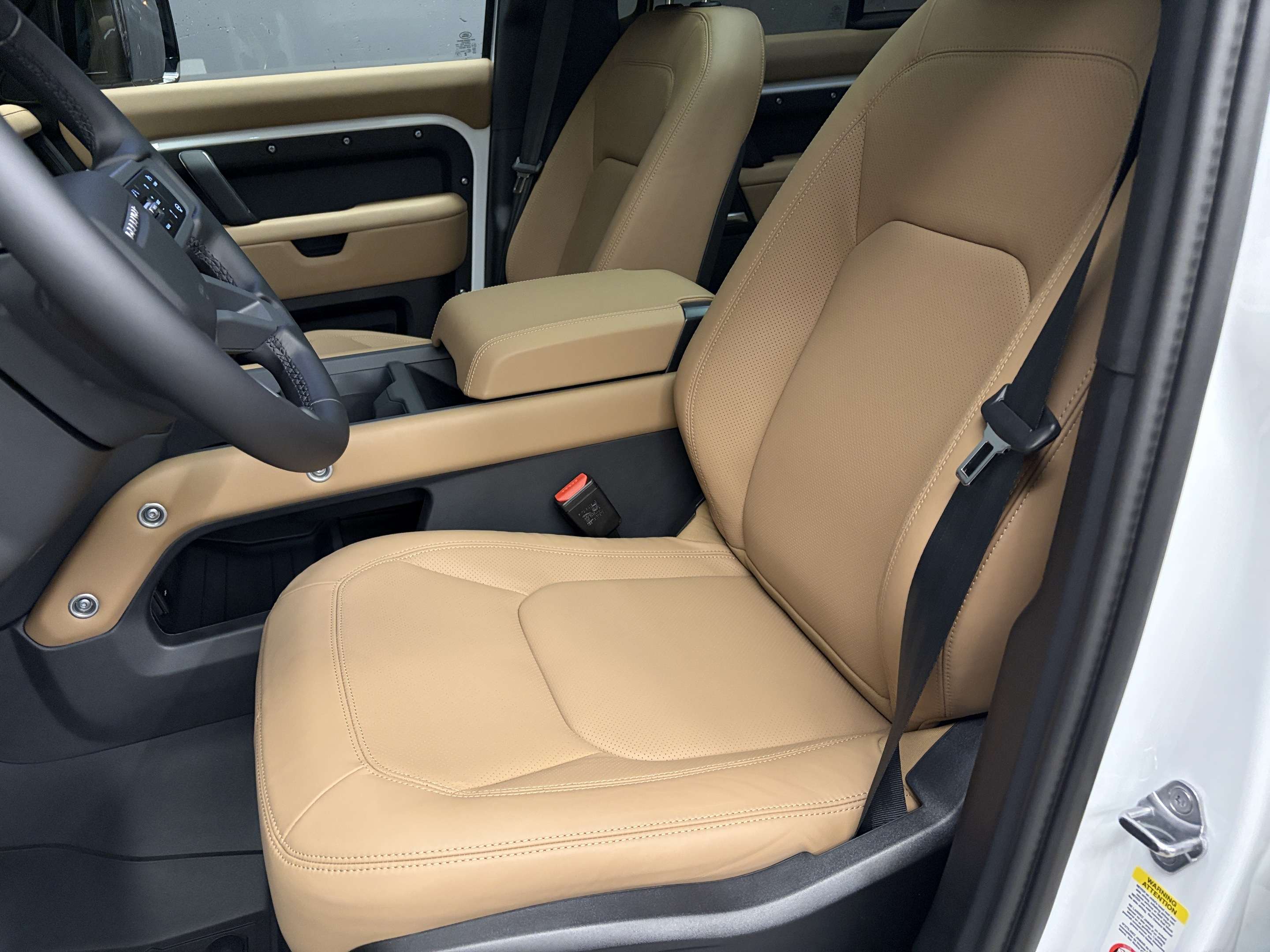 2026 Land Rover Defender S thumb 9