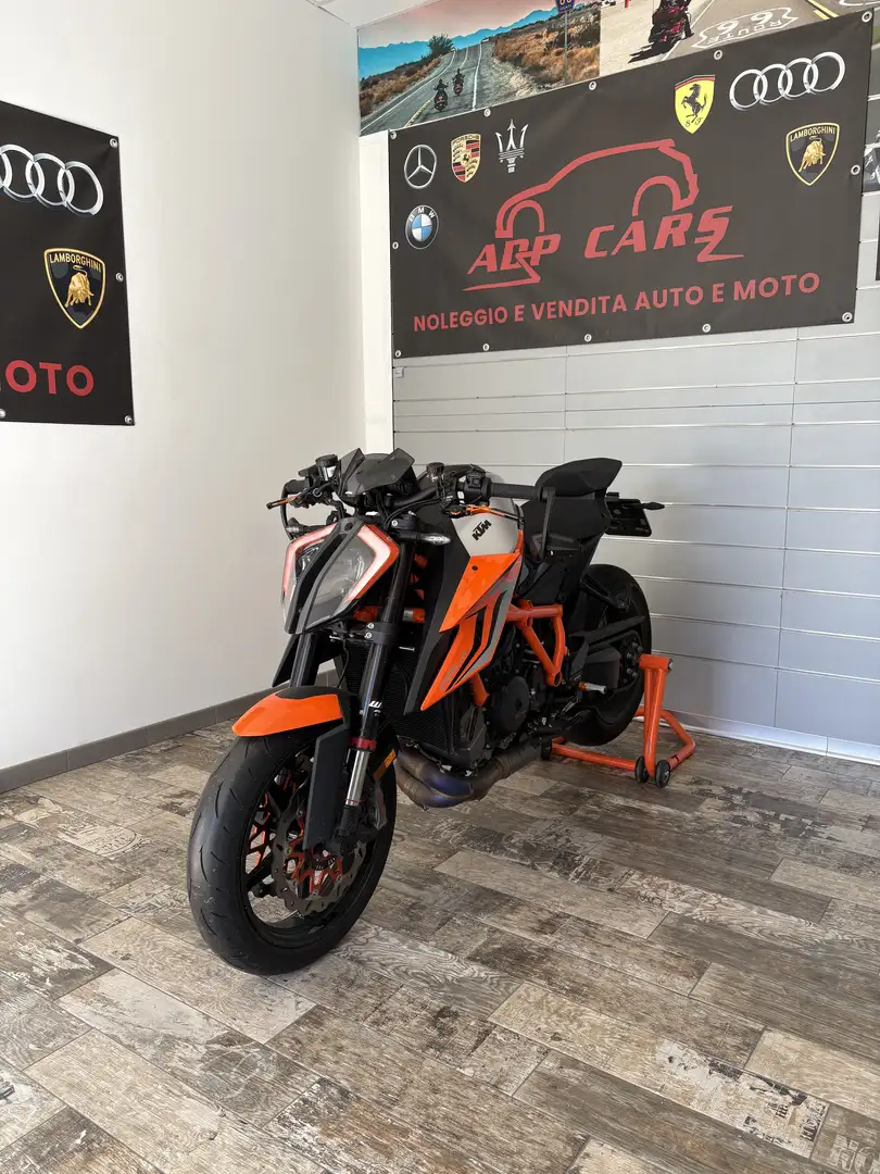 KTM 1290 Super Duke R Evo - 2