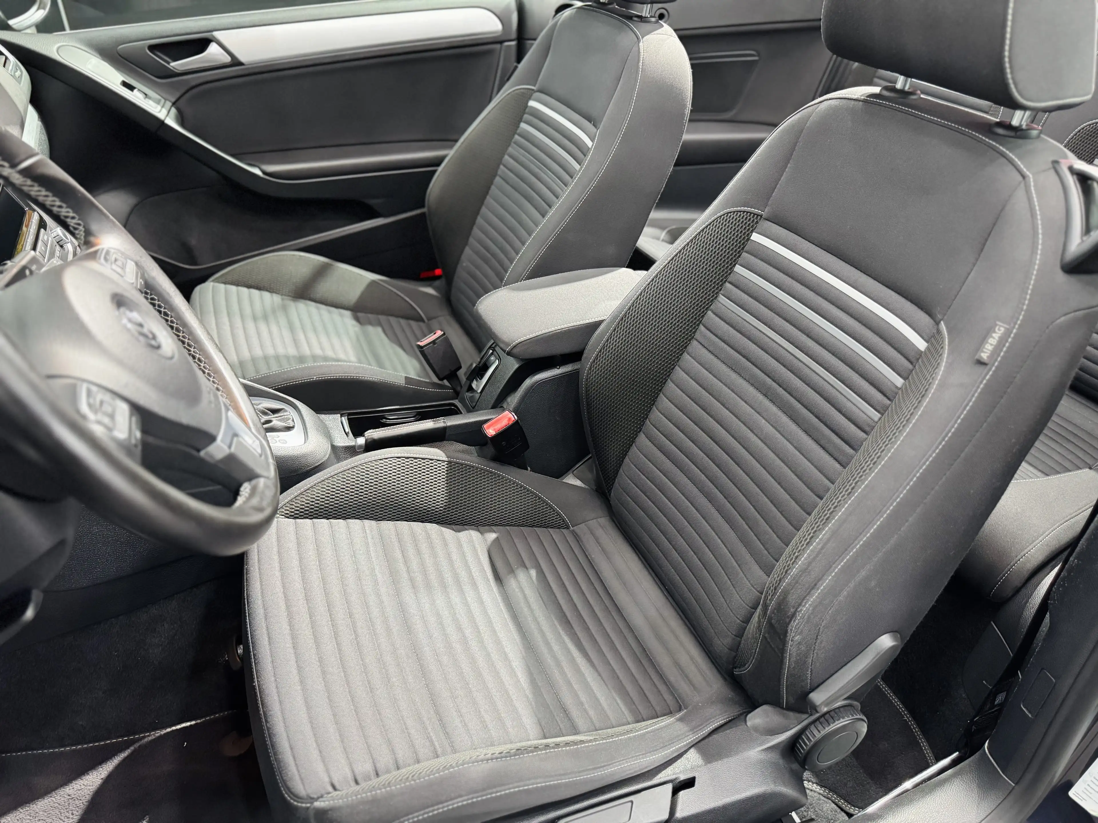 Volkswagen Golf Cabriolet Cup BMT*KLIMA*Lederl.*Tempo*Winter-Paket*17Zoll — photo 10
