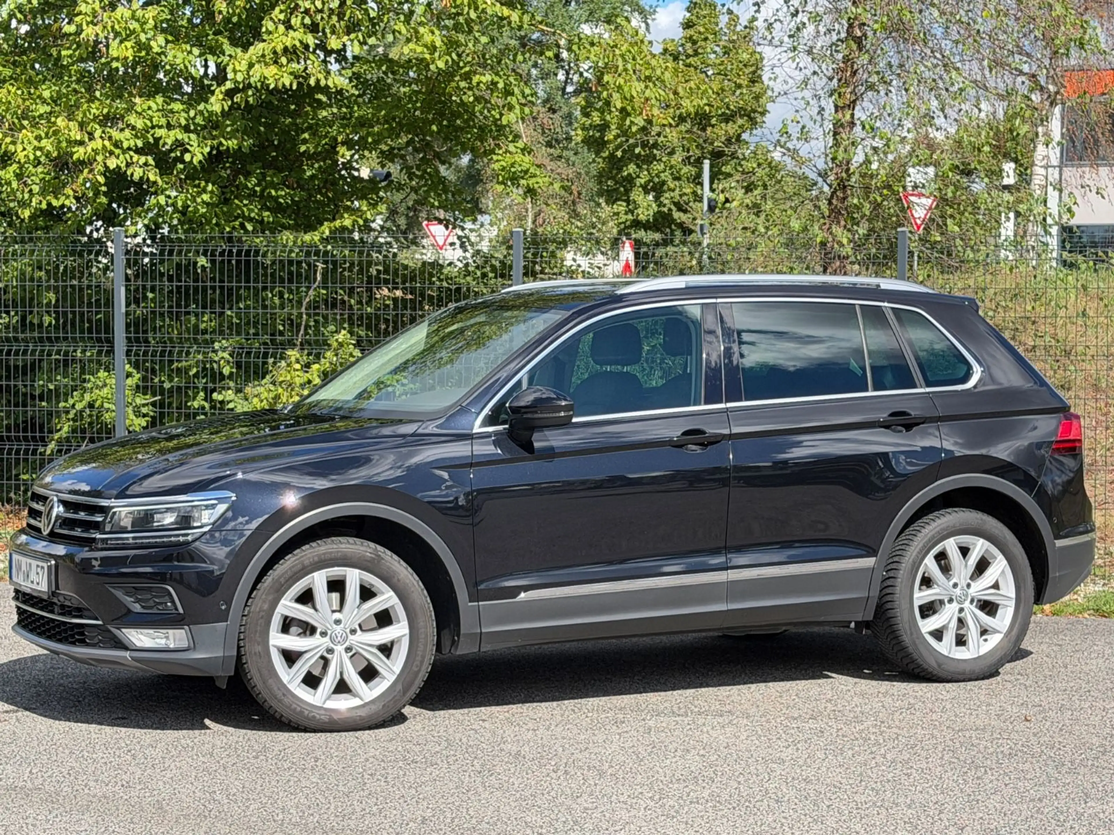 Volkswagen Tiguan Highline BMT/Start-Stopp 4Motion — photo 3