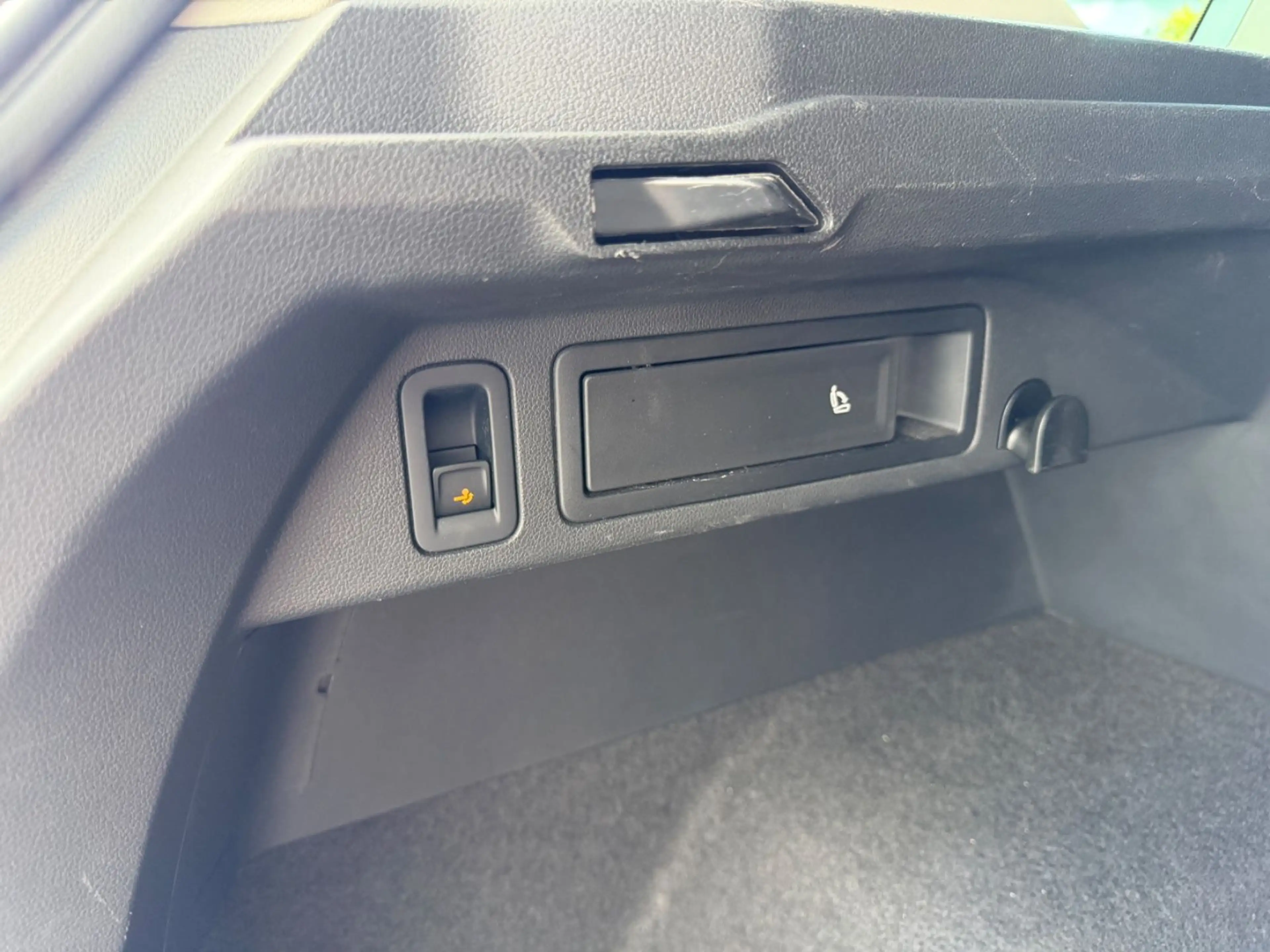 Volkswagen Tiguan Highline BMT/Start-Stopp 4Motion — photo 15