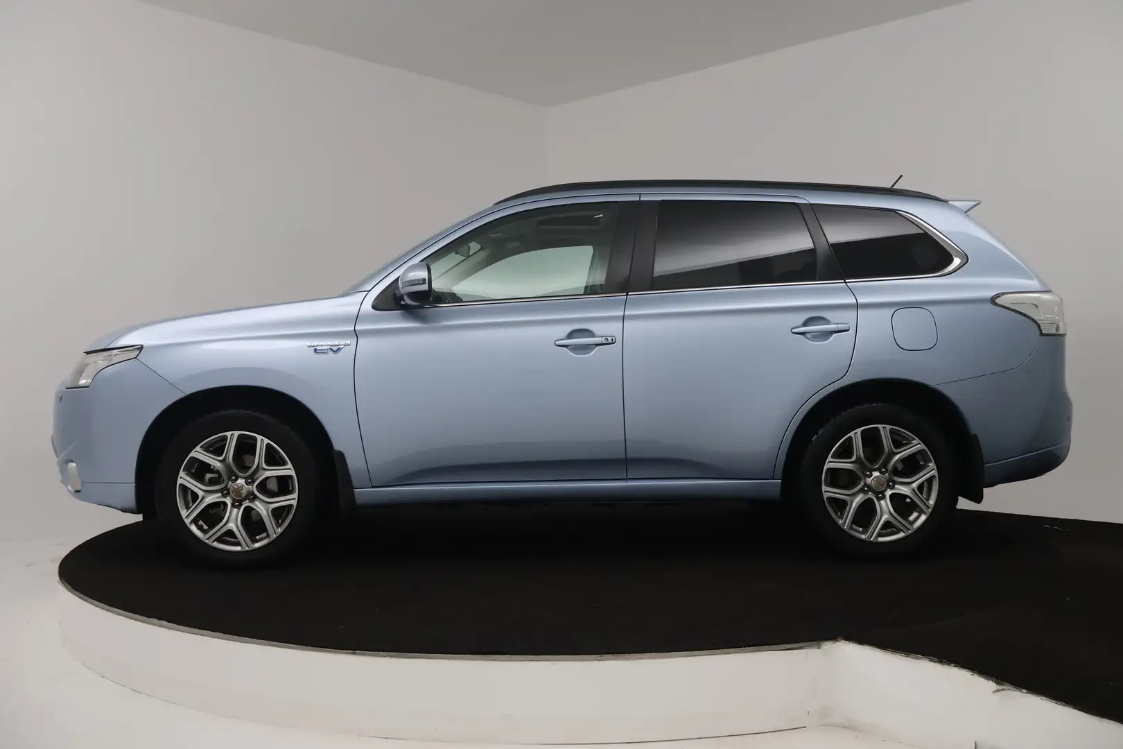 Mitsubishi Outlander 2.0 PHEV Instyle (PANORAMADAK, TREKHAAK, STOELVERW Blau - 2