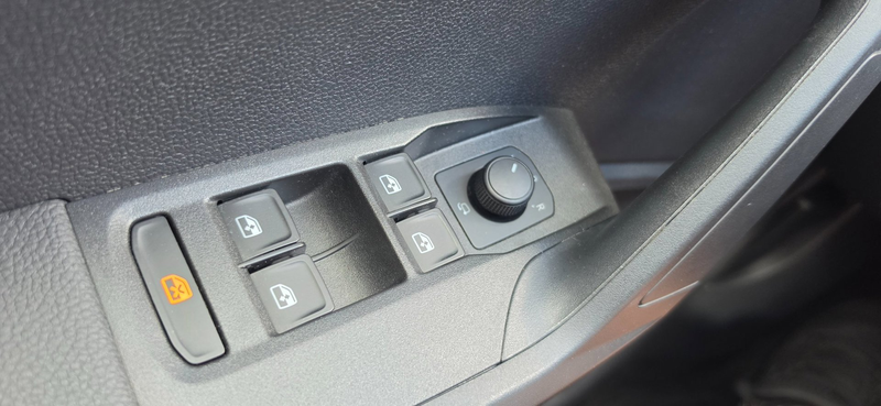 SEAT Ibiza 1.0 TSI 95PK Clima Carplay® Camera LED LM velgen P — photo 22