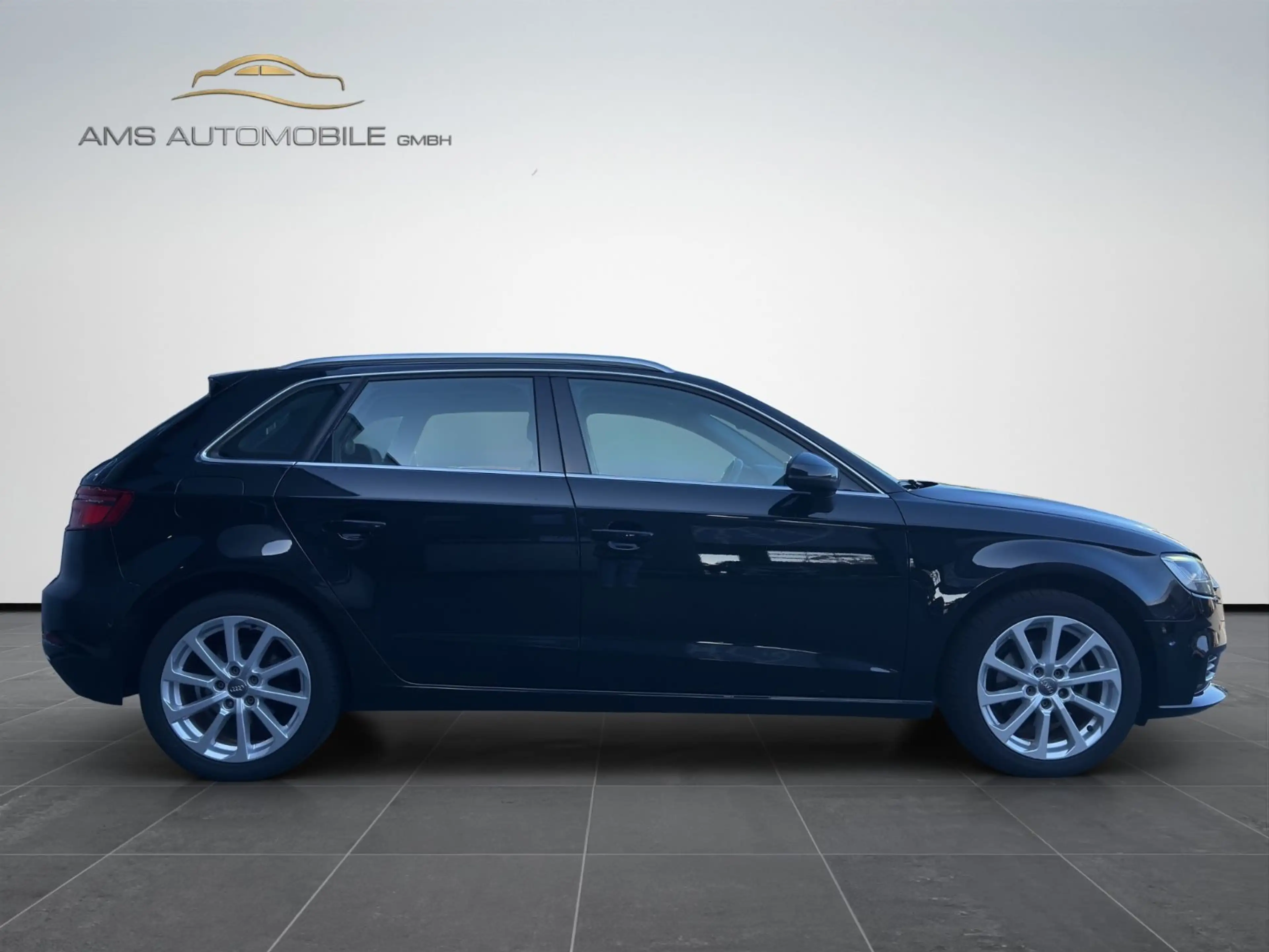 Audi A3 Sportback design*LED*S-TRONIC*STANDHEIZUNG* — photo 6