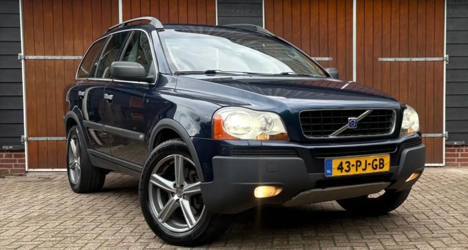 Volvo XC90 2.9 T6 Exclusive, Opknapper, Export, Trekhaak, NAP Blauw - 1