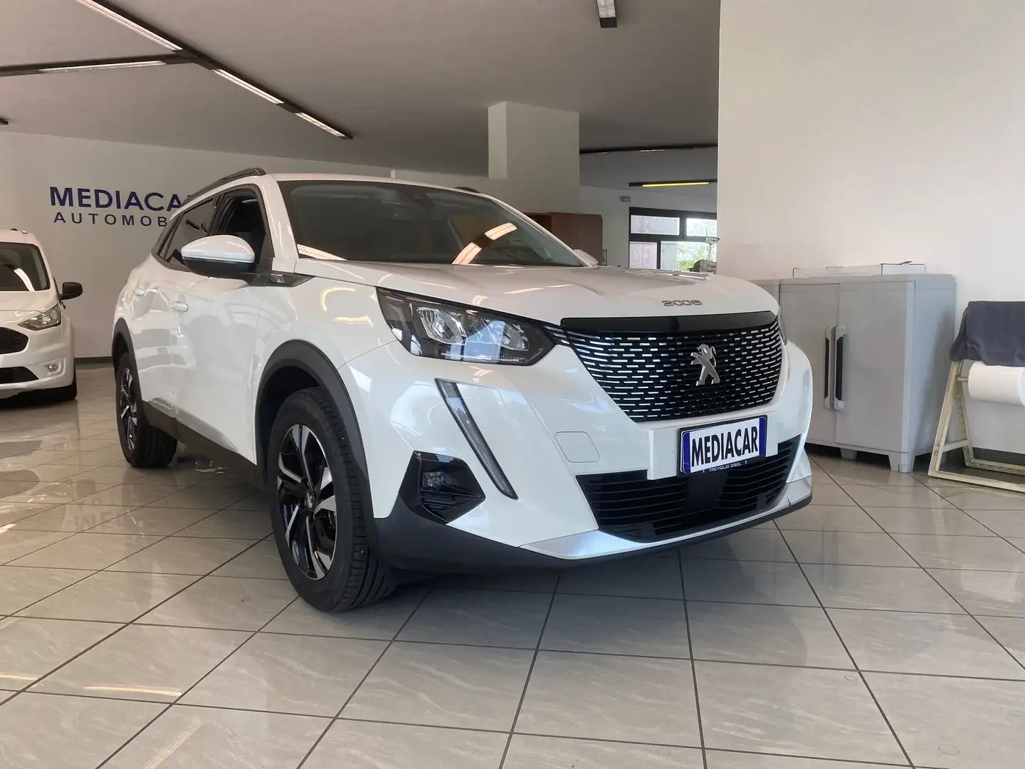 Peugeot 2008 1.2 puretech t Allure s&s 130cv Blanco - 1