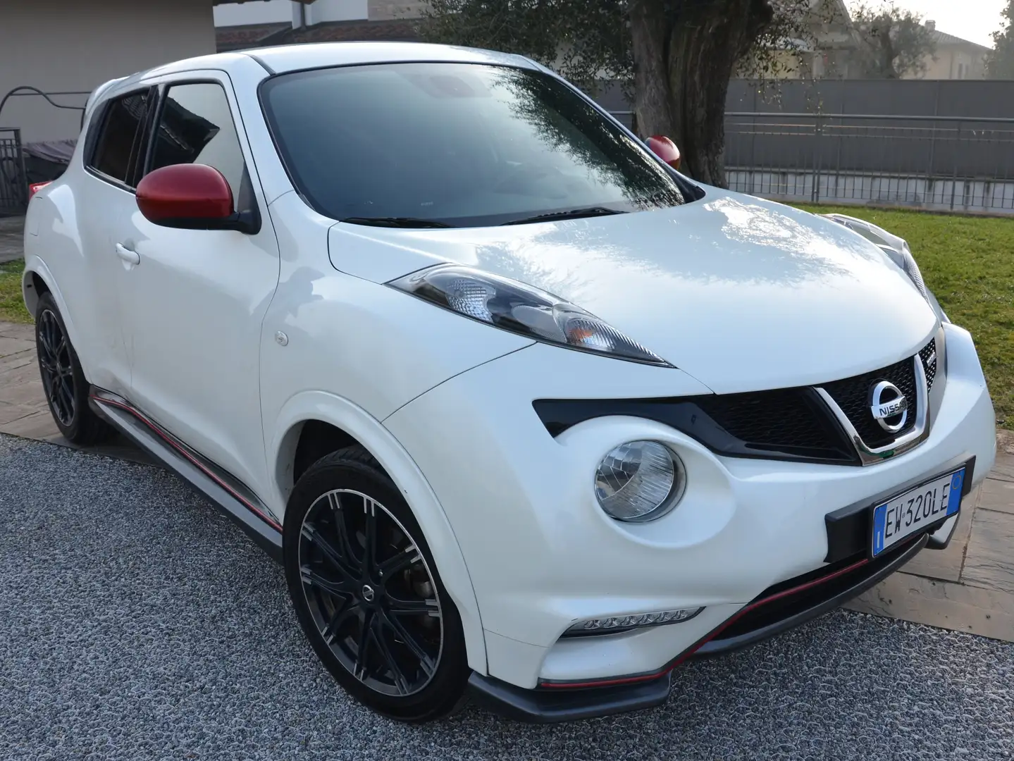 Nissan Juke Juke I 2010 1.6 dig-t Nismo Bianco - 1