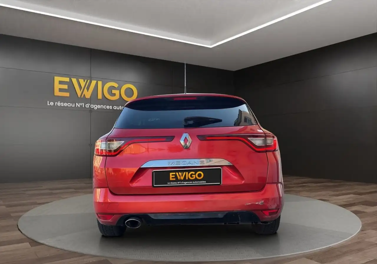 Renault Megane Berline — photo 10