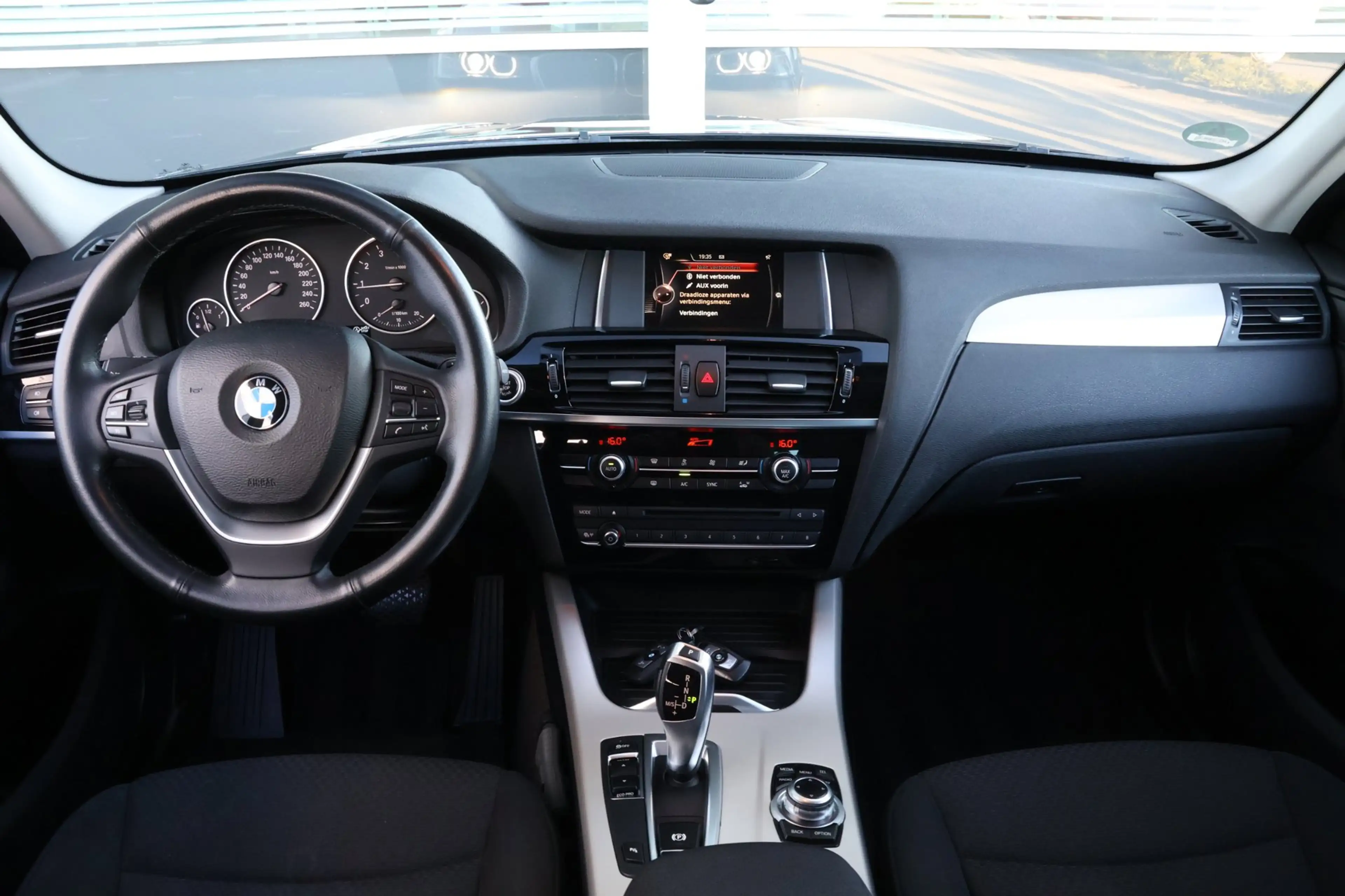 BMW X3 SDrive20i Executive|Trekhaak|Xenon|keurig!|NAP!|Al — photo 12
