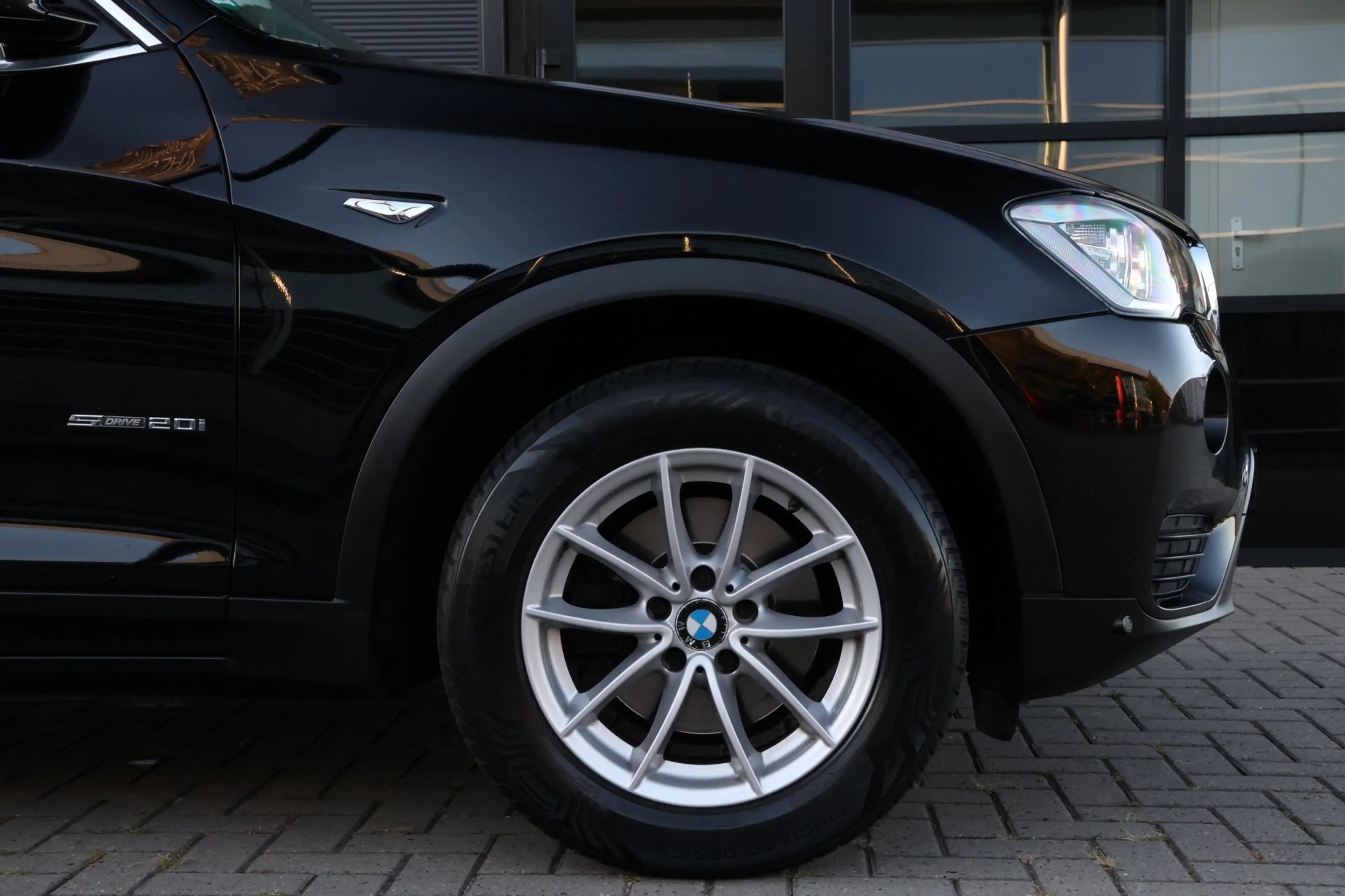 BMW X3 SDrive20i Executive|Trekhaak|Xenon|keurig!|NAP!|Al — photo 9
