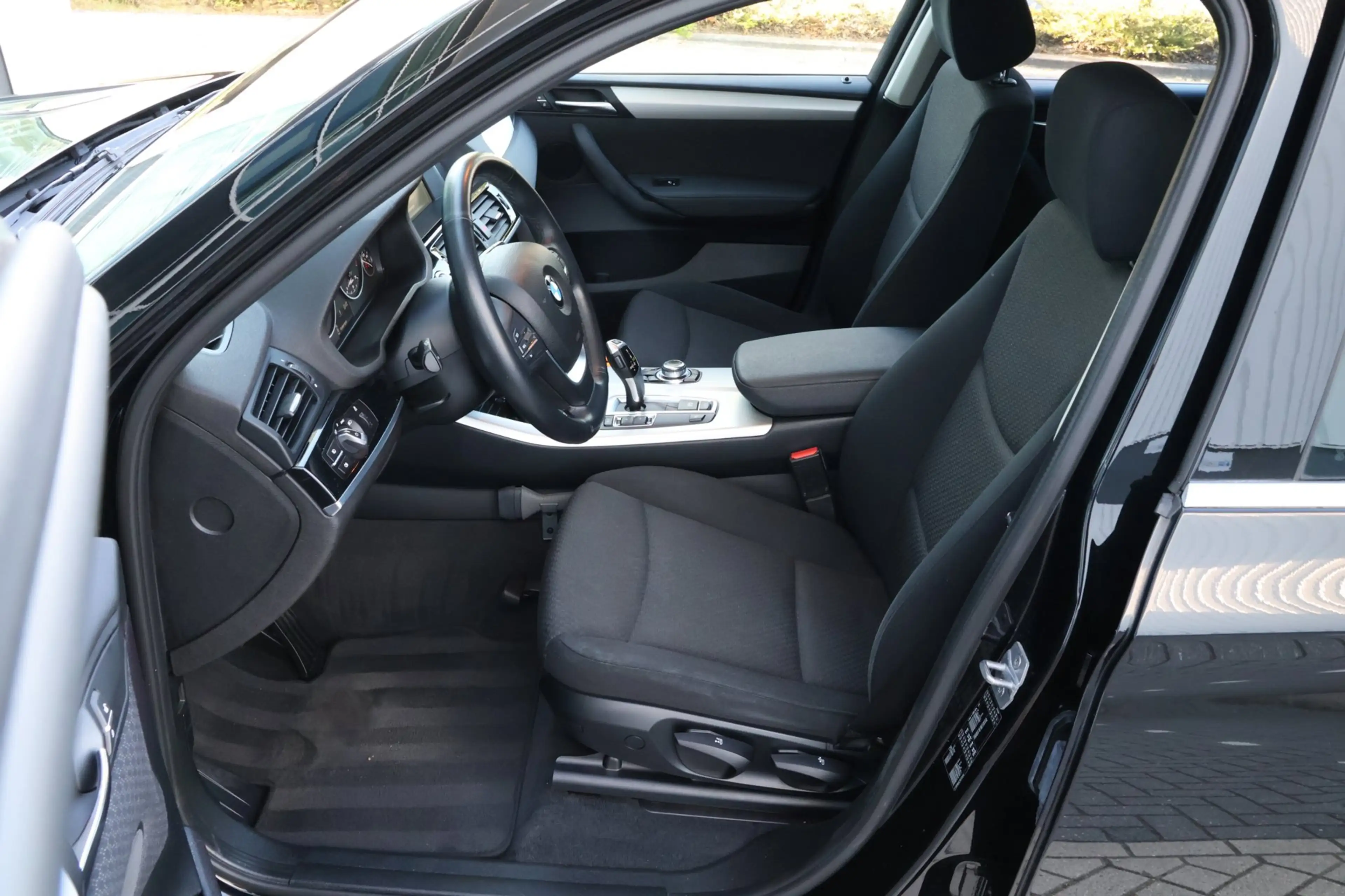 BMW X3 SDrive20i Executive|Trekhaak|Xenon|keurig!|NAP!|Al — photo 10