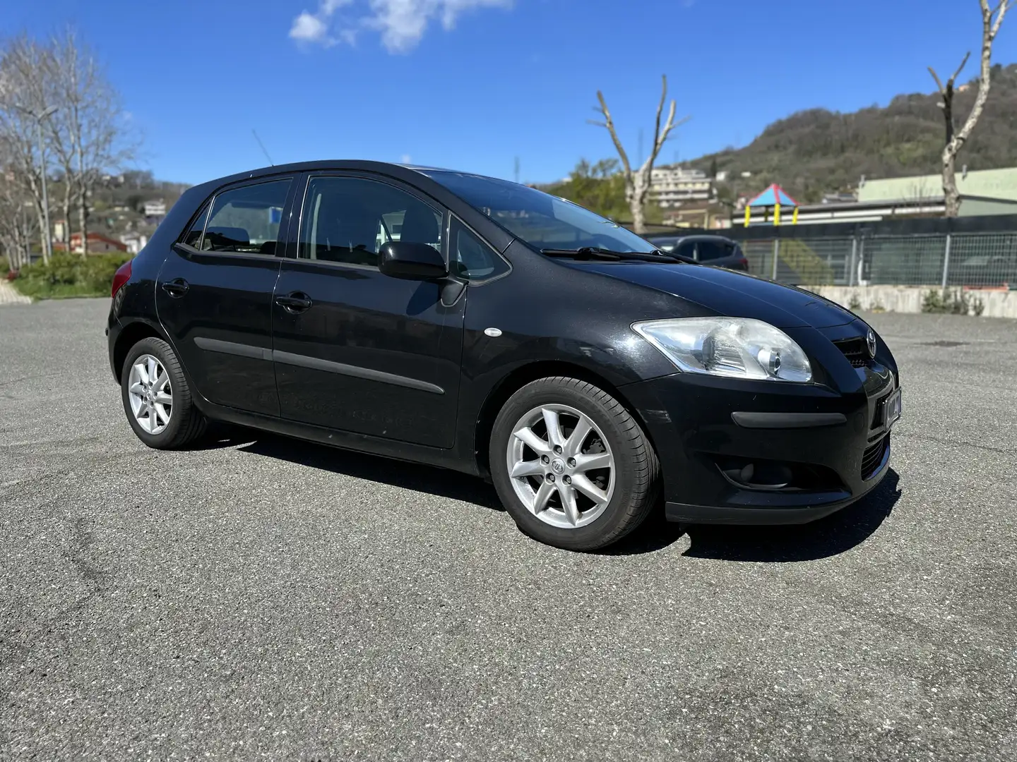 Toyota Auris 5p 1.4 d-4d Sol m-mt - 2