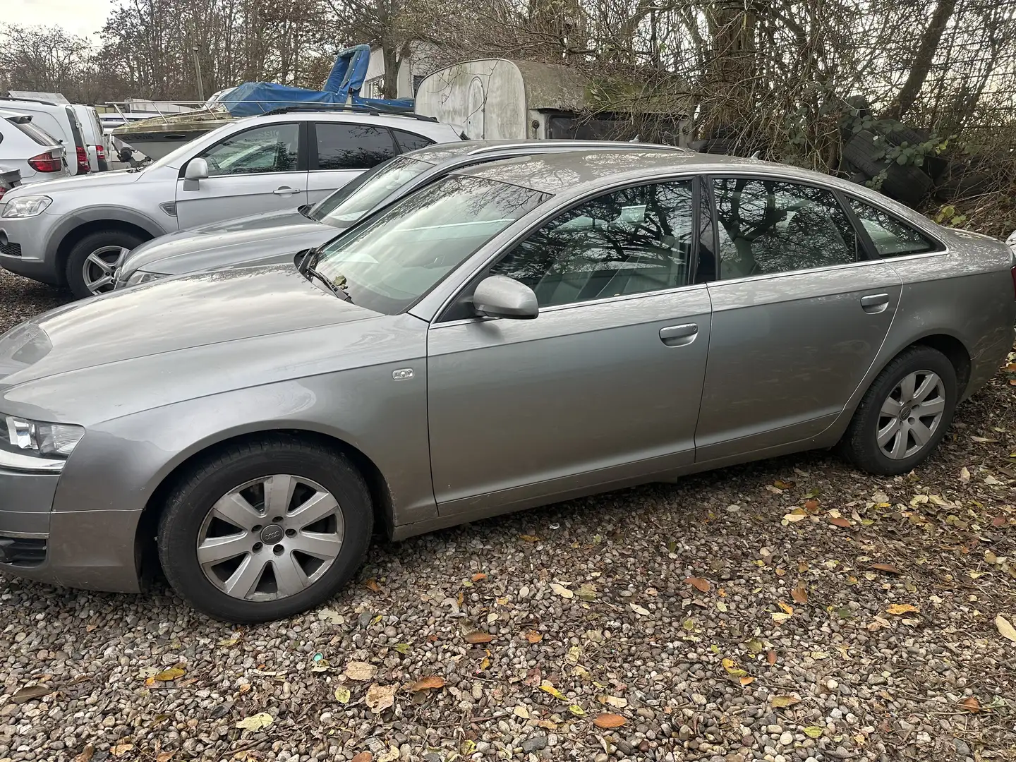 Audi A6 2.7 TDI LIMOUSINE KLIMA NAVI LEDER ALU TÜV Grau - 1