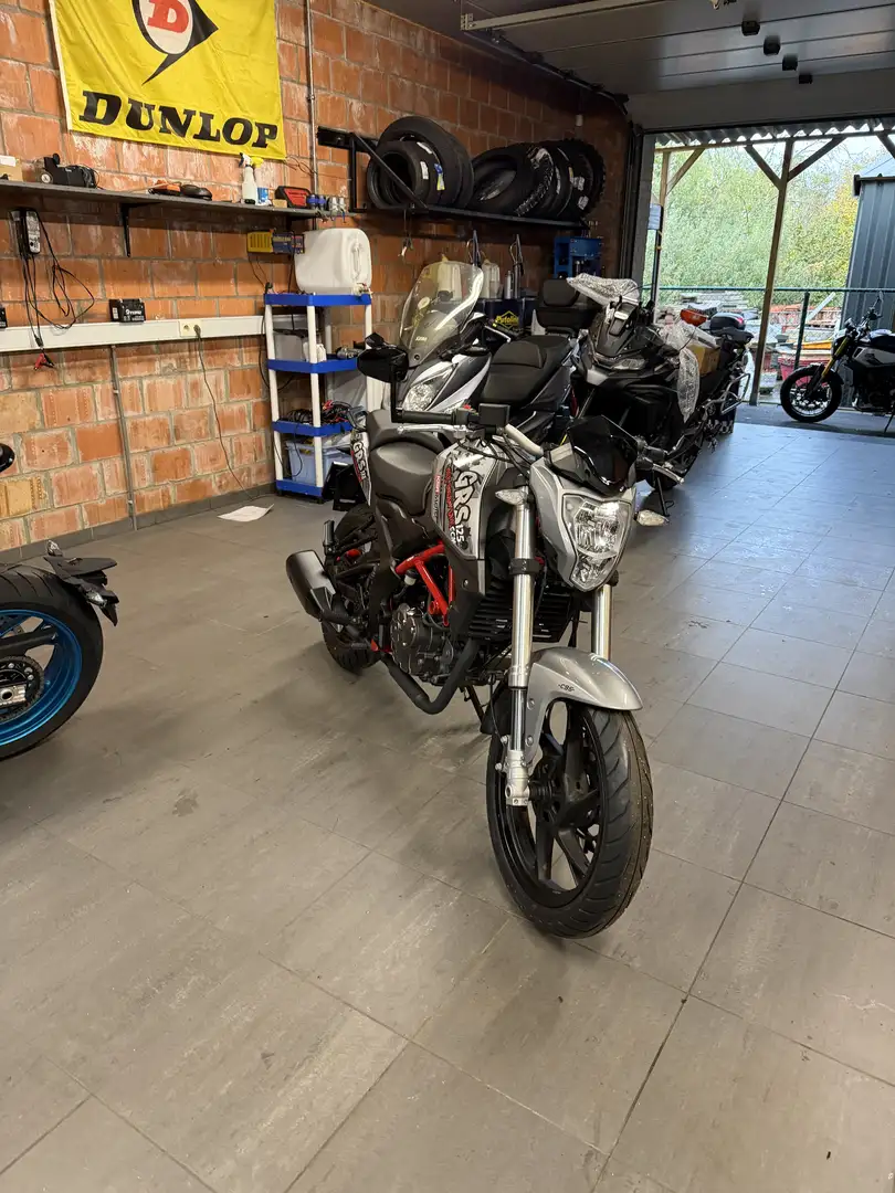 KSR Moto GRS 125 KSR GRS 125 Nieuwstaat!!!! Gris - 2