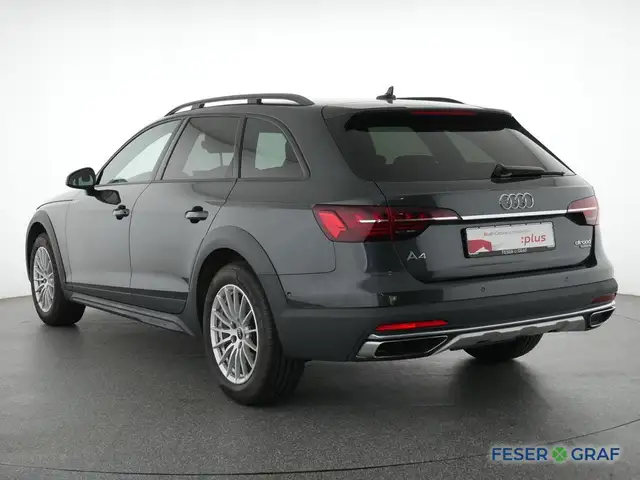 Audi A4 view 14