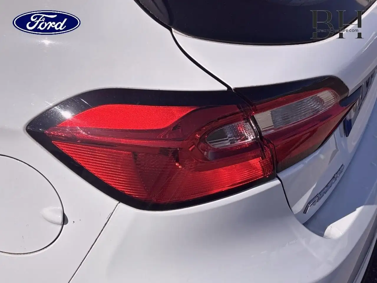 Ford Fiesta 5 portes — photo 17