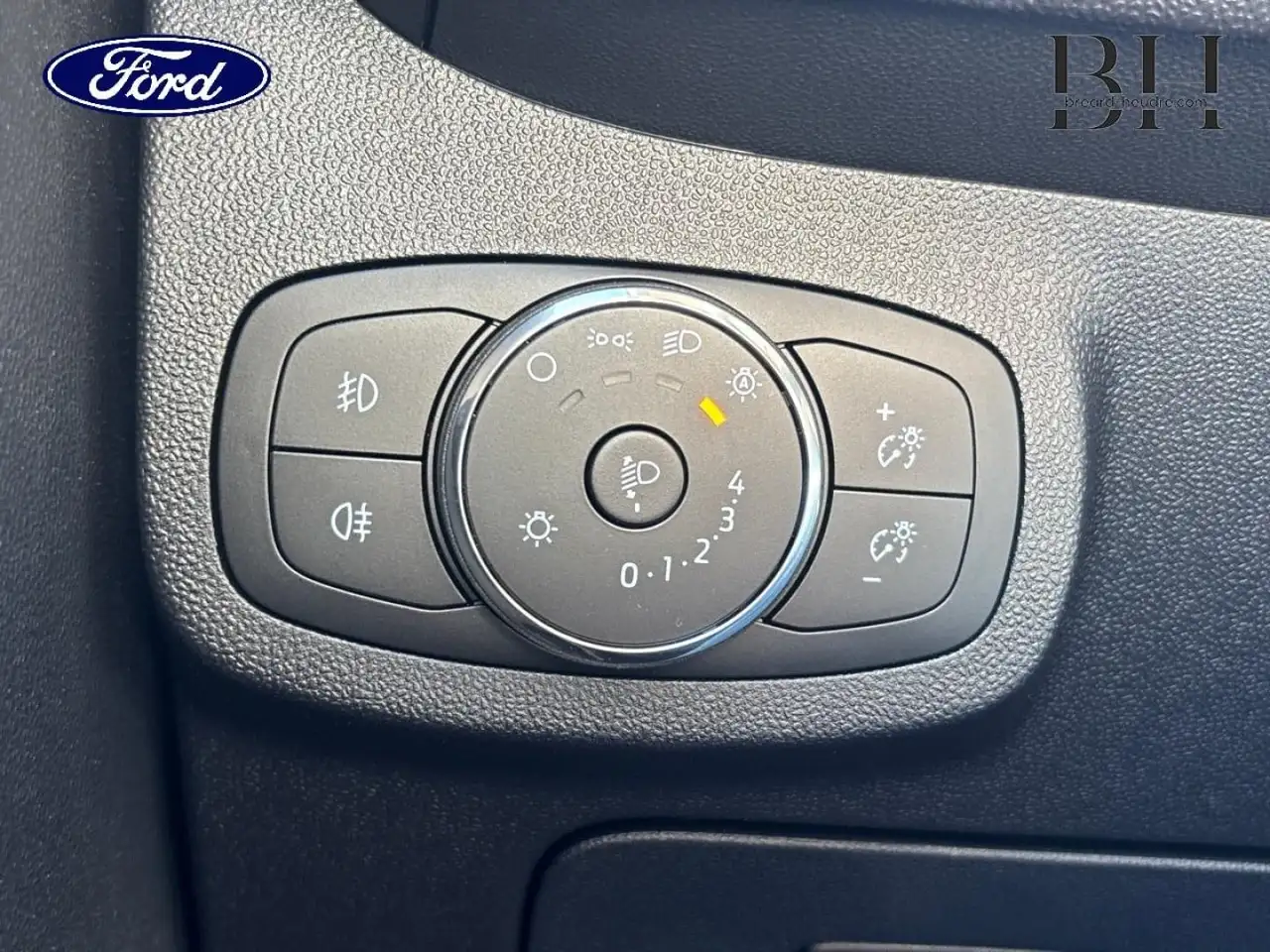 Ford Fiesta 5 portes — photo 18