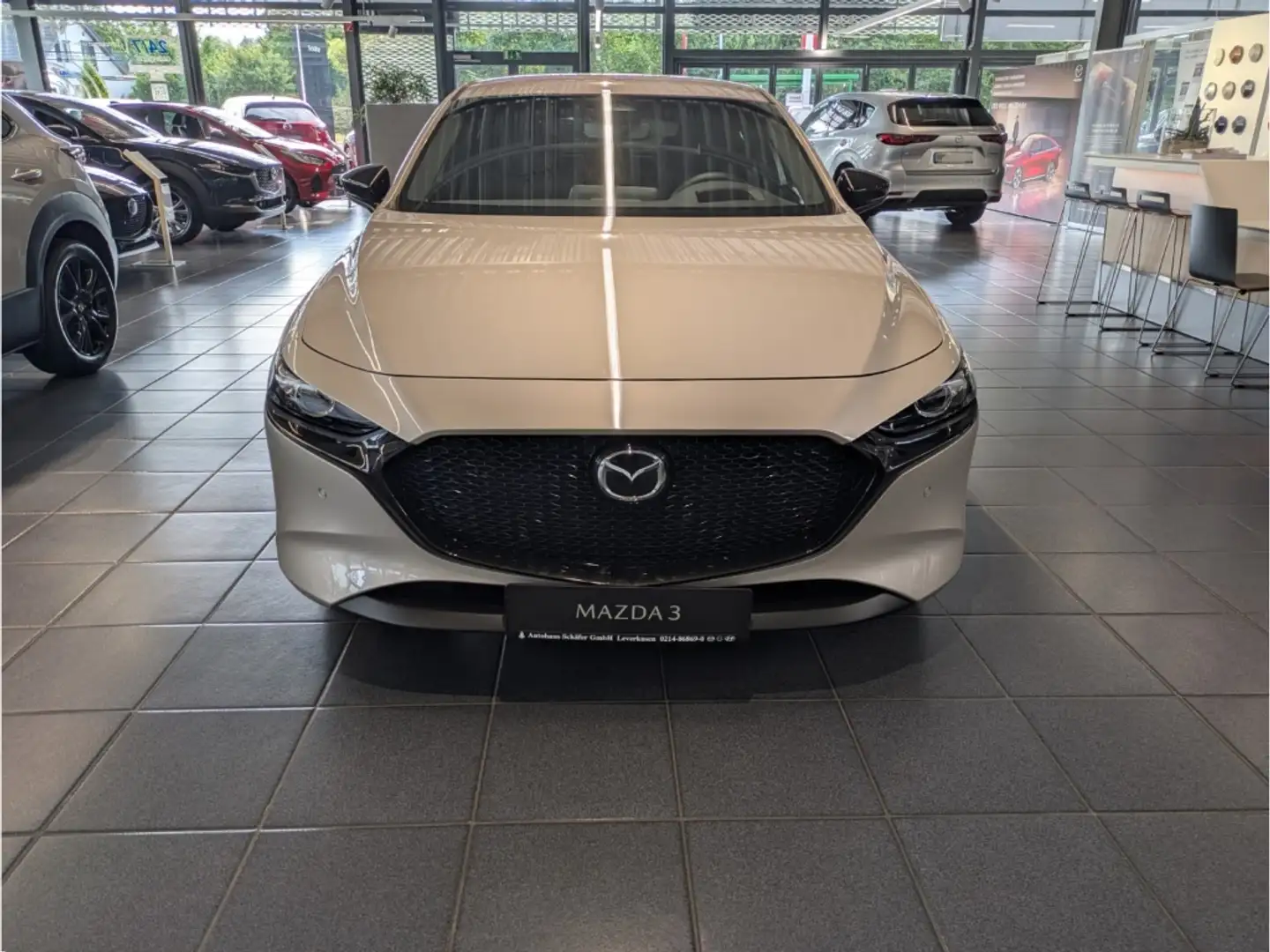 Mazda 3 (2025) HOMURA e-Skyactiv-G 140PS 6MT HUD Navi LED Brun - 2