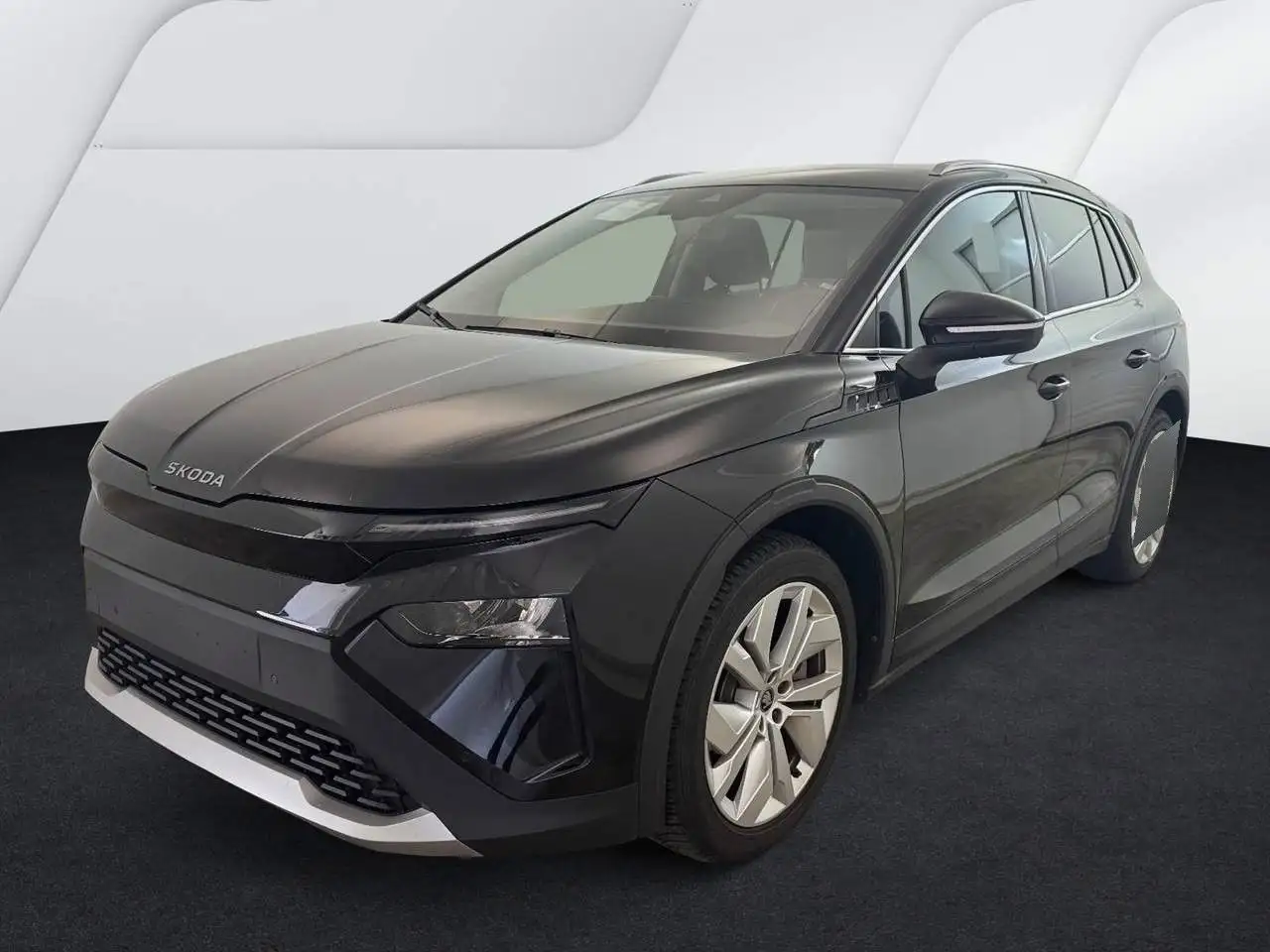 Skoda Elroq 85 Loft 210KW Clever Wärmep AHK 82kWh Batt