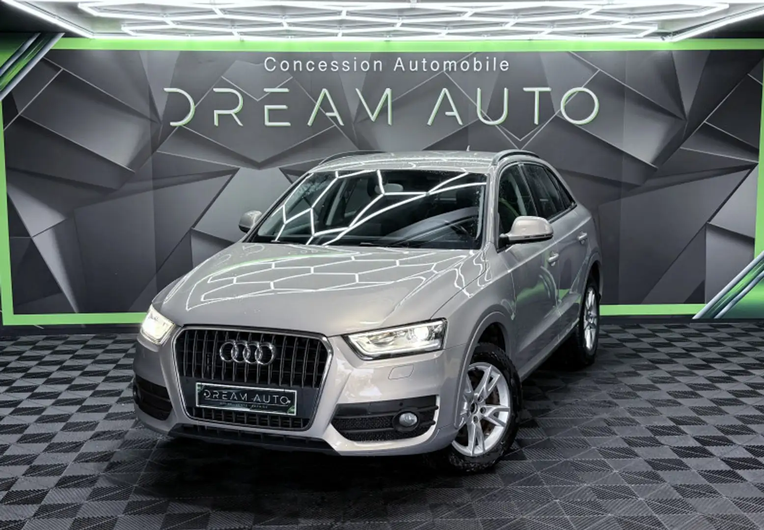 Audi Q3 2.0 TDI 140CH AMBIENTE Béžová - 1