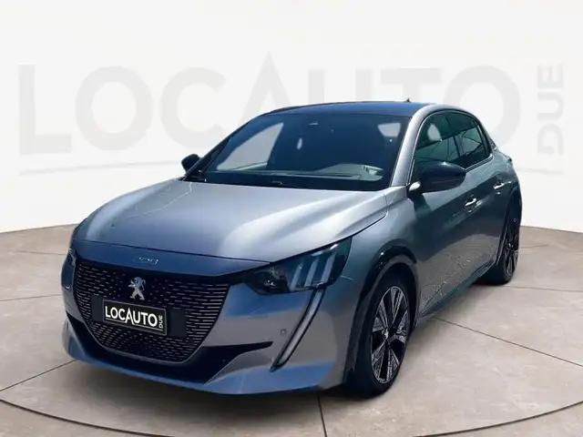 Peugeot 208 main image