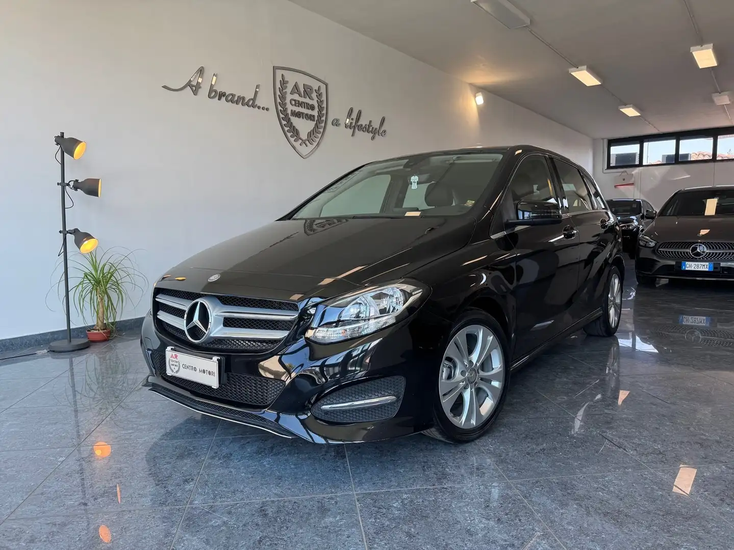 Mercedes-Benz B 180 d Sport Next Navi Pelle Bluetooth Retrocamera Ful - 1