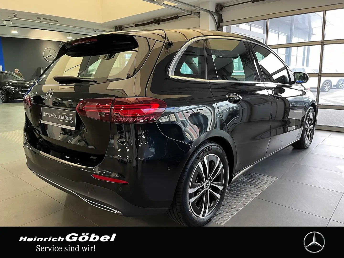 Mercedes-Benz B 200 d PROGRESSIVE+MULTIBEAM+KAMERA+EL.HECKKL. Negro - 2