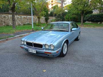 XJ 4.0 Executive