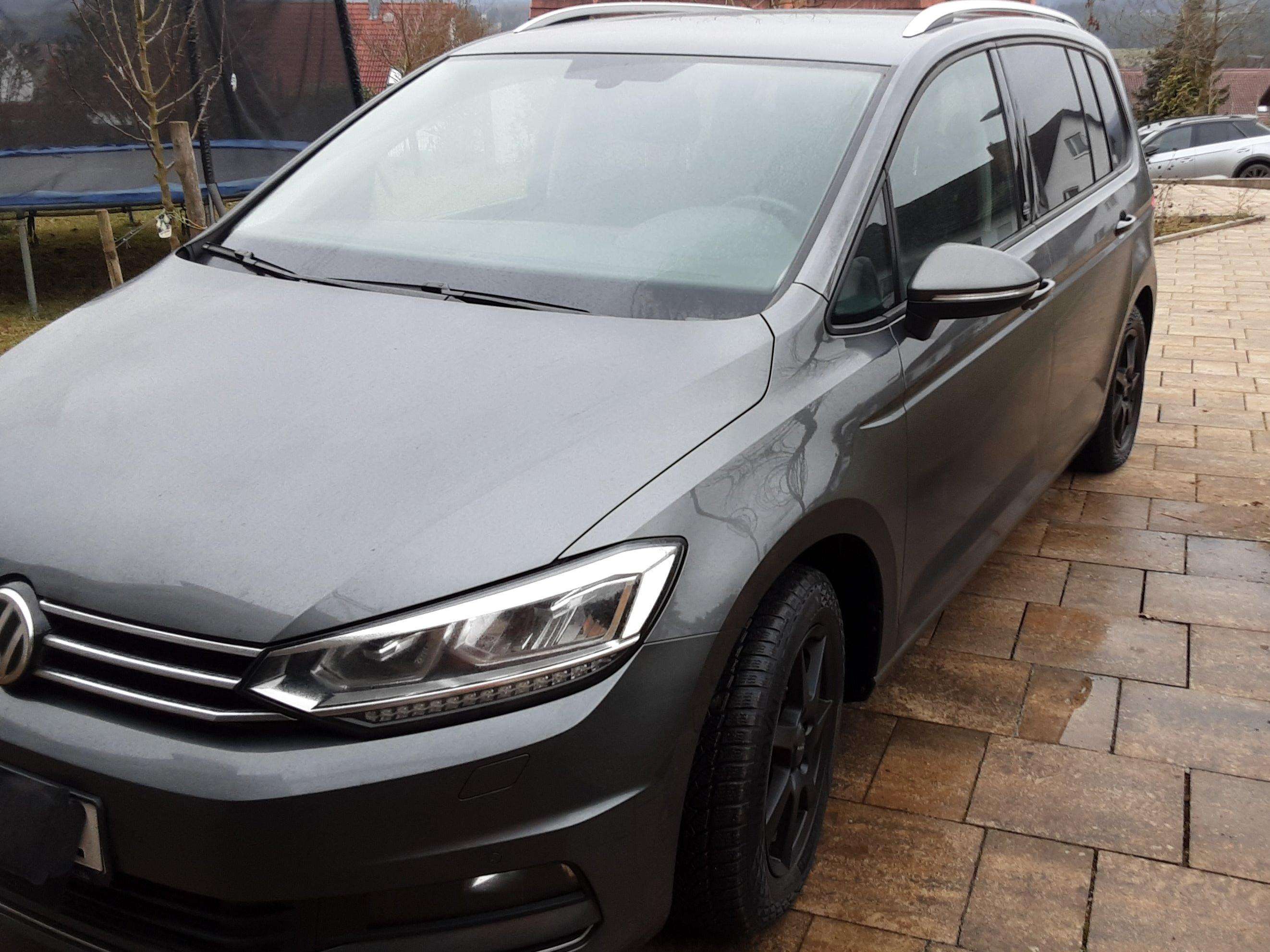 Second hand Volkswagen Touran 2.0