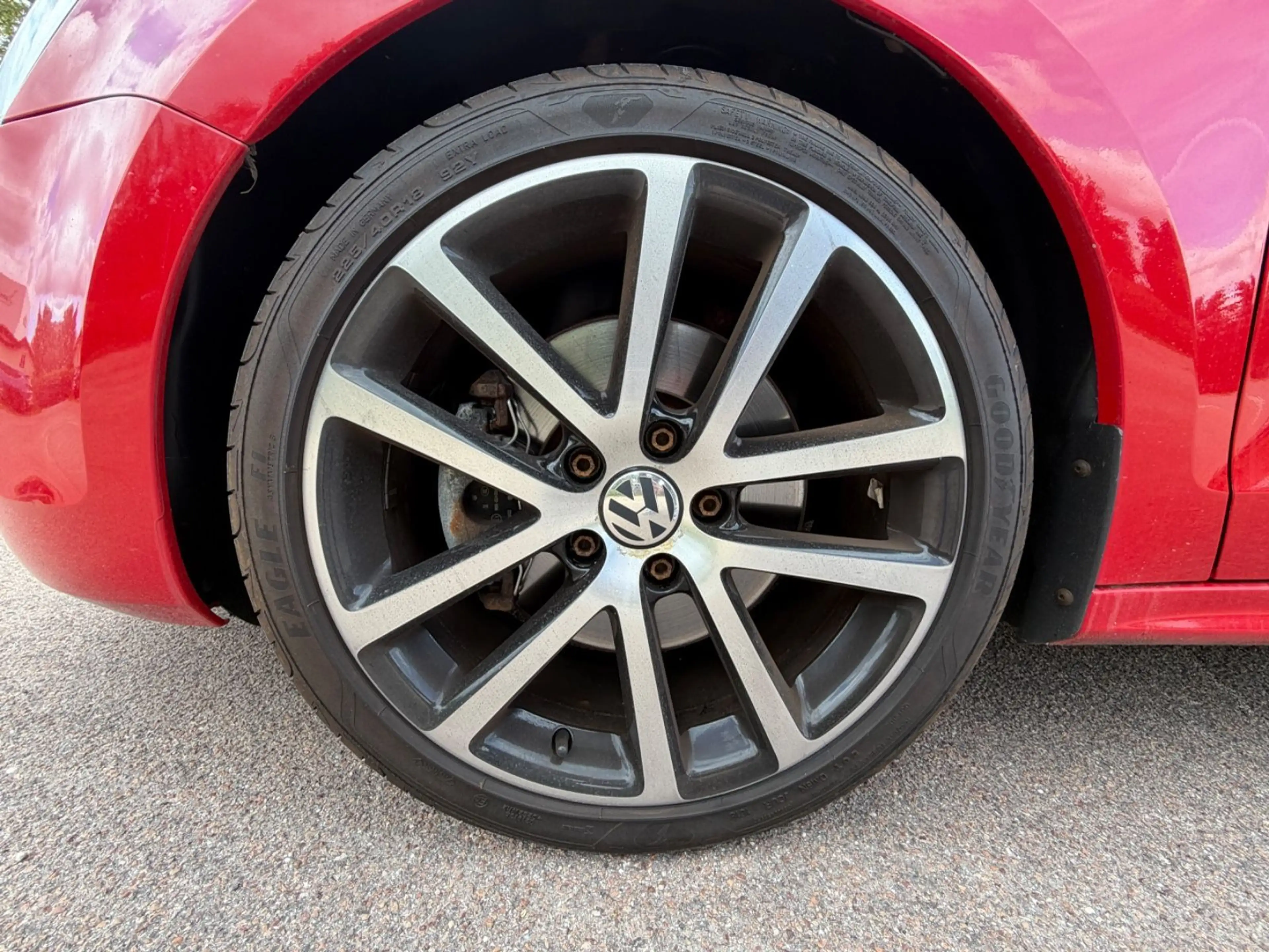 Volkswagen Jetta Highline, Sport-Paket, Bluetooth, 1. Hand — photo 11
