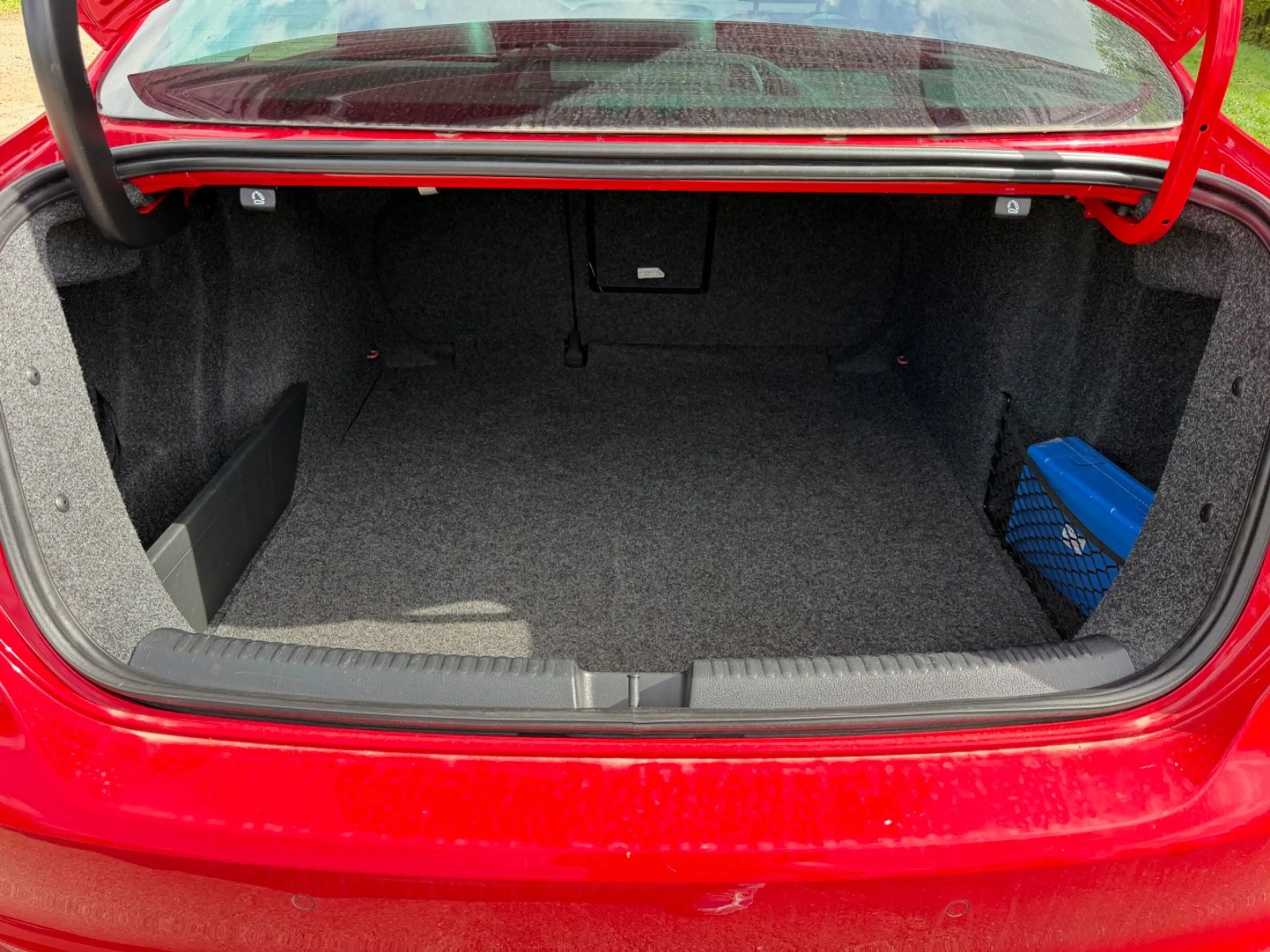 Volkswagen Jetta Highline, Sport-Paket, Bluetooth, 1. Hand — photo 9