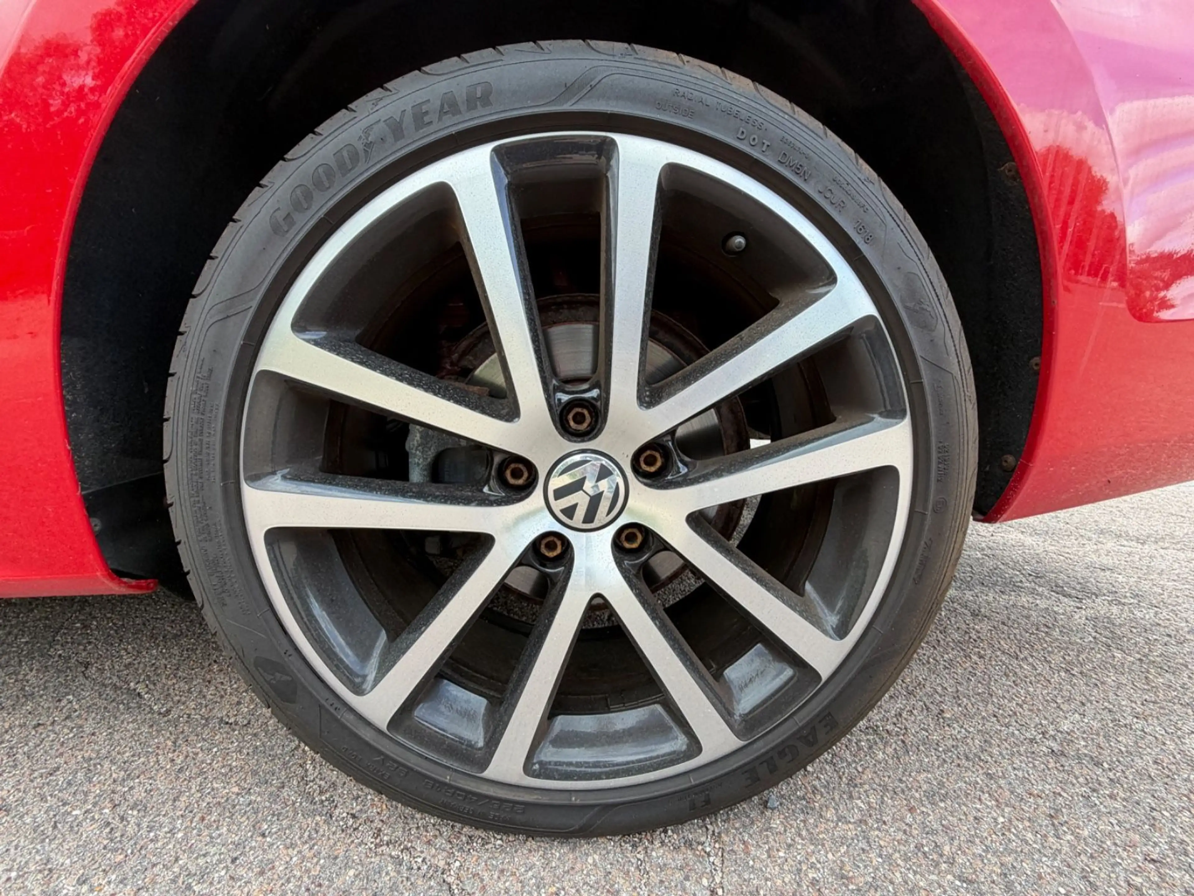 Volkswagen Jetta Highline, Sport-Paket, Bluetooth, 1. Hand — photo 13