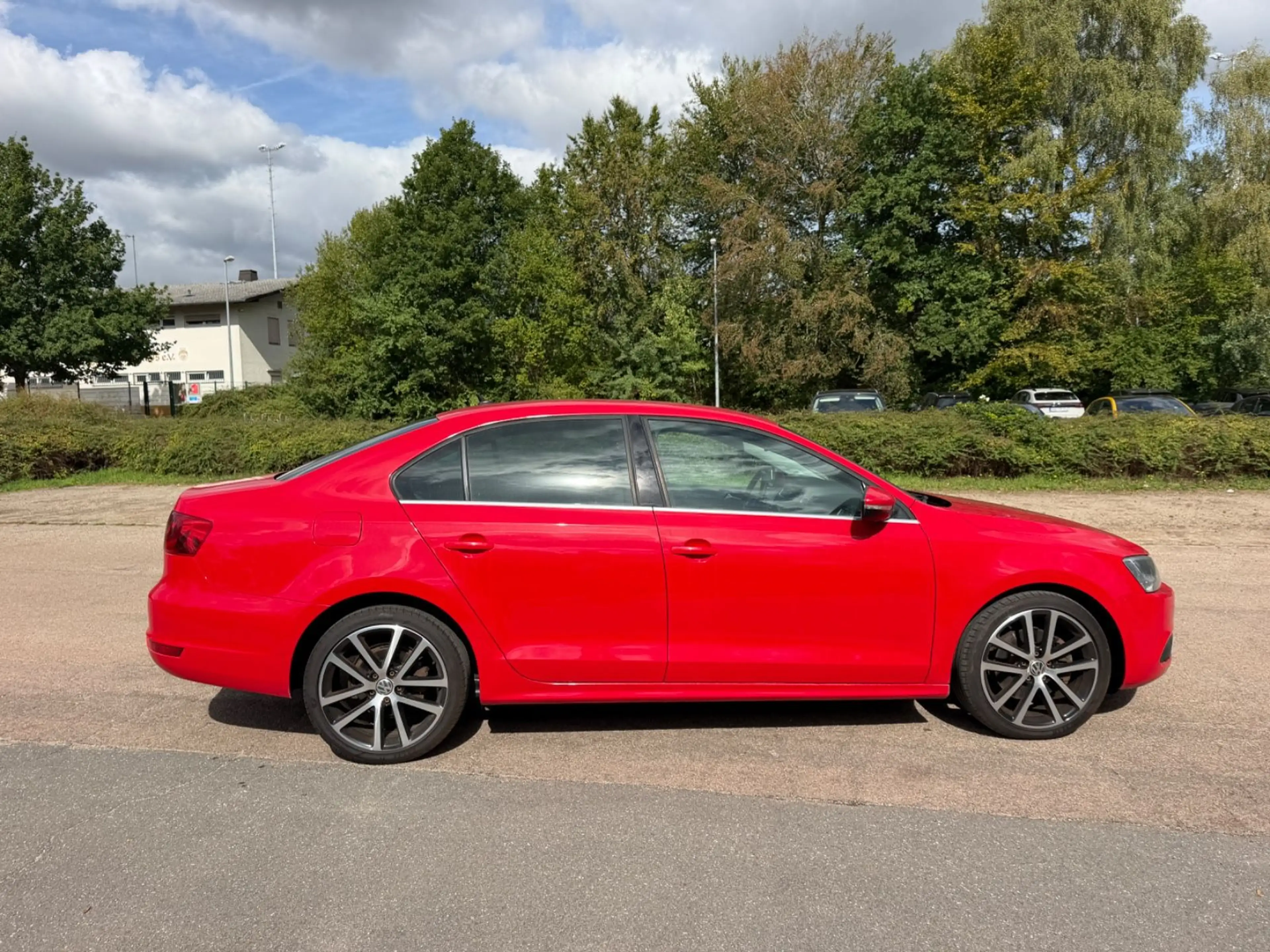 Volkswagen Jetta Highline, Sport-Paket, Bluetooth, 1. Hand — photo 4