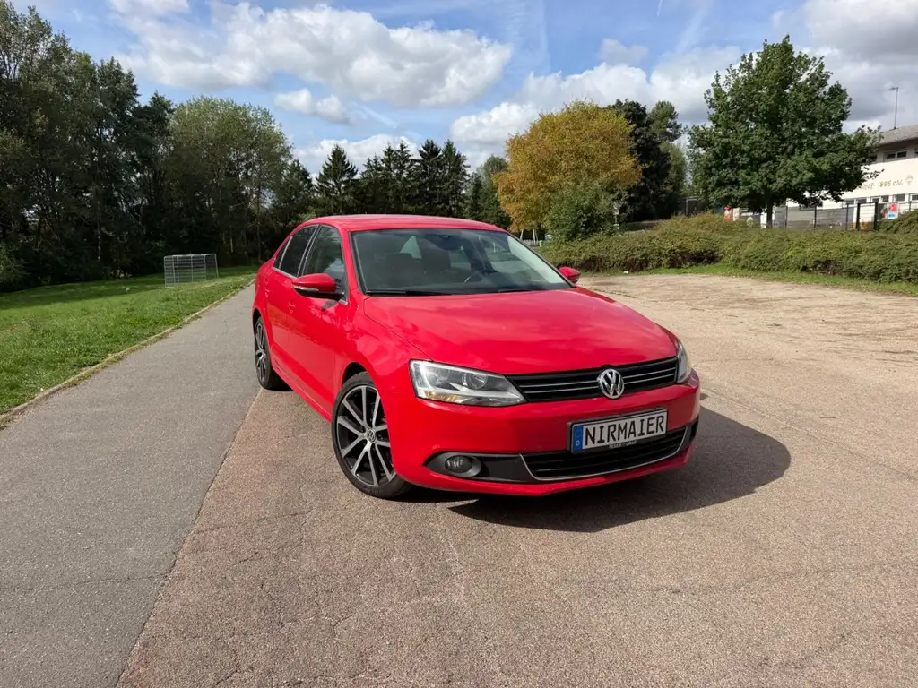 Volkswagen Jetta 2012 из Европы — купить под ключ