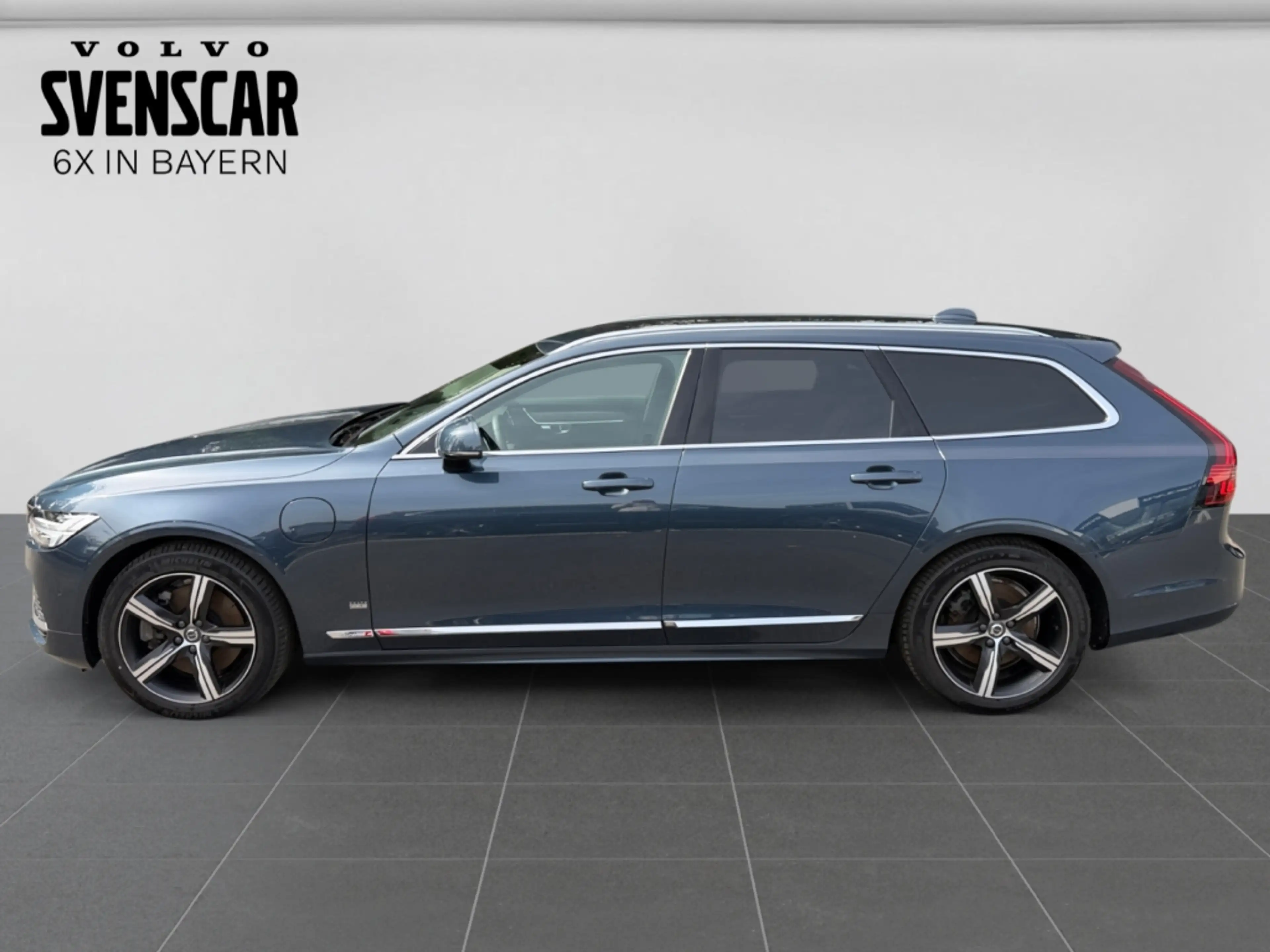 Volvo V90 Plus Bright Recharge AWD StandHZG AHK H&K — photo 3