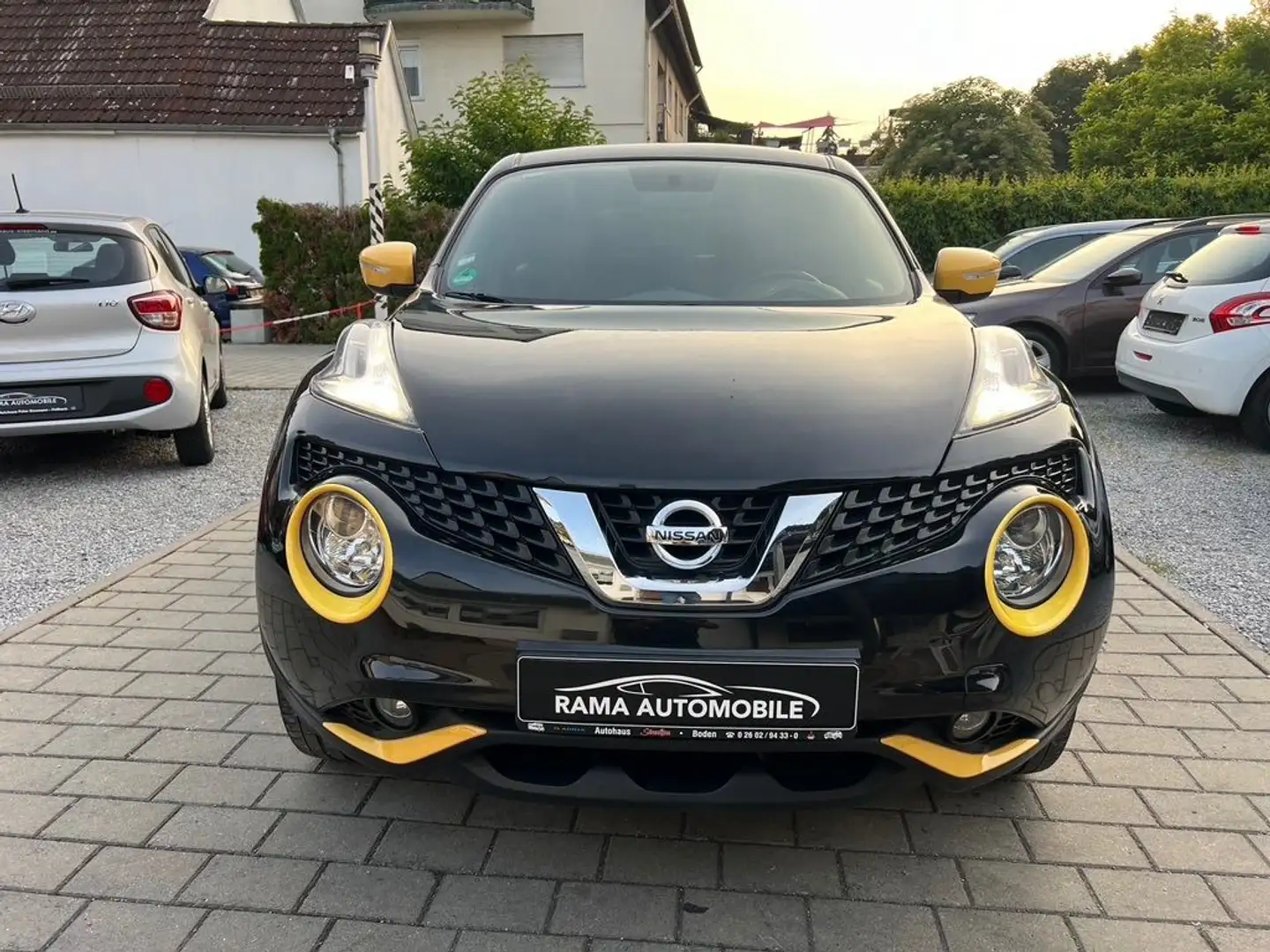 Nissan Juke Acenta NAVI KAMERA 1HAND EURO6 TÜV/06.2027. Černá - 2