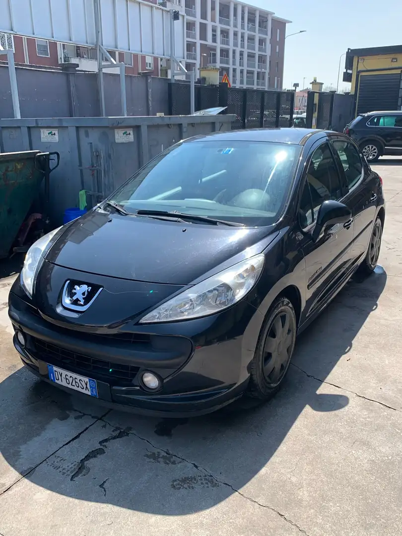 Peugeot 207 5p 1.4 8v Energie Sport s/navi - 2