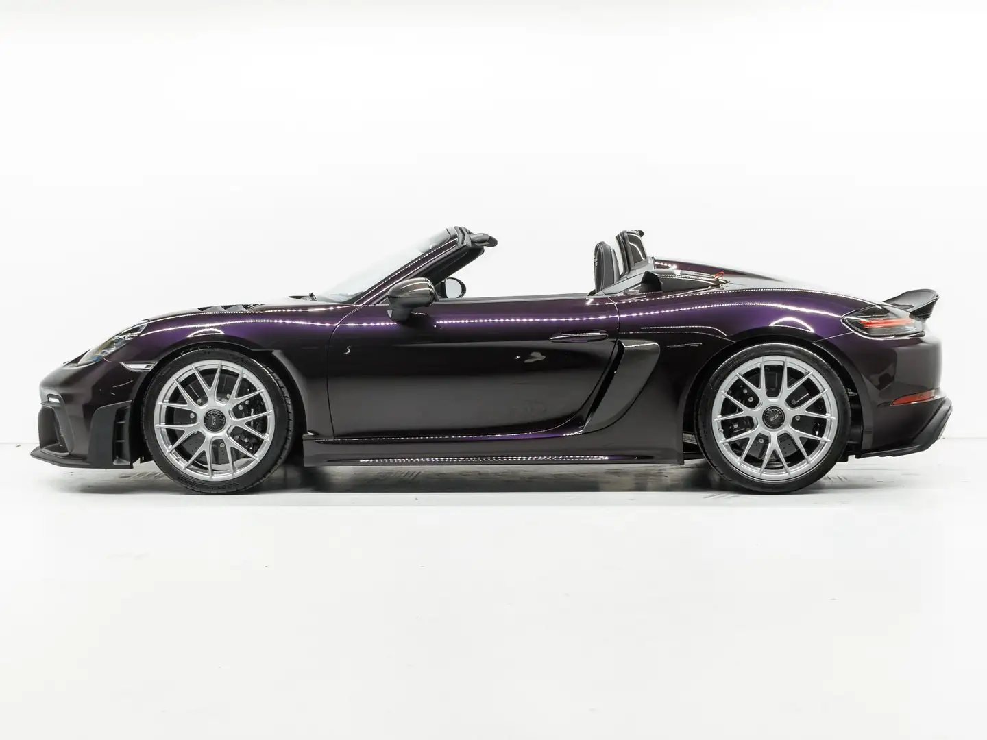 Porsche 718 Spyder RS Paars - 2