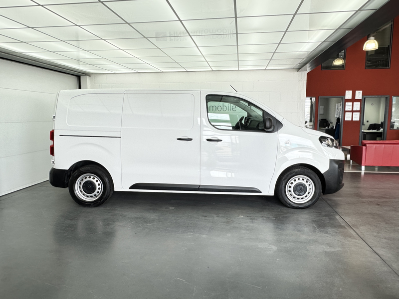 Citroen Jumpy 136 Club M Elektro 50 kWh CarPlay DAB — photo 8