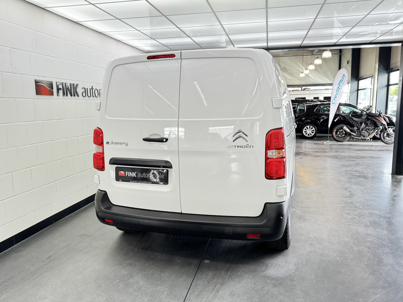 Citroen Jumpy 136 Club M Elektro 50 kWh CarPlay DAB — photo 7