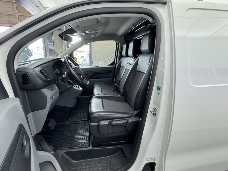 Citroen Jumpy 136 Club M Elektro 50 kWh CarPlay DAB — photo 10