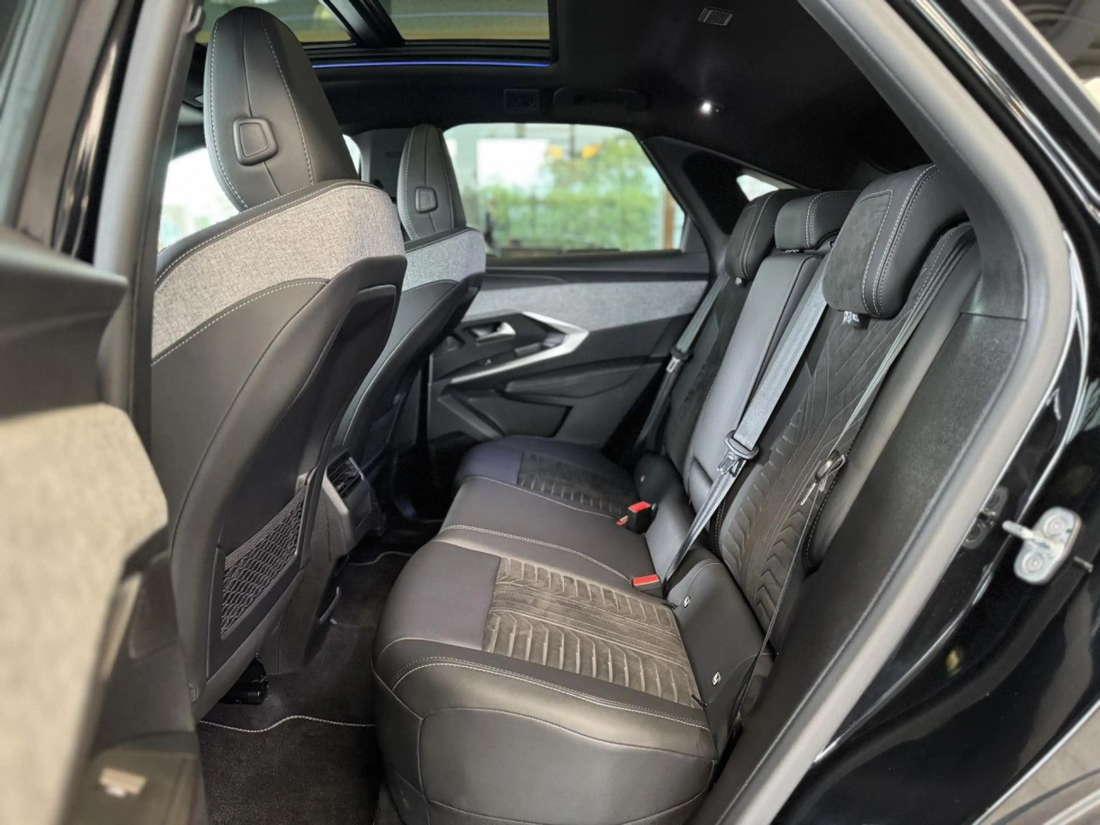 Peugeot 3008 Hybrid 145 GT, 360, ACC, Schiebedach! Navi — photo 12