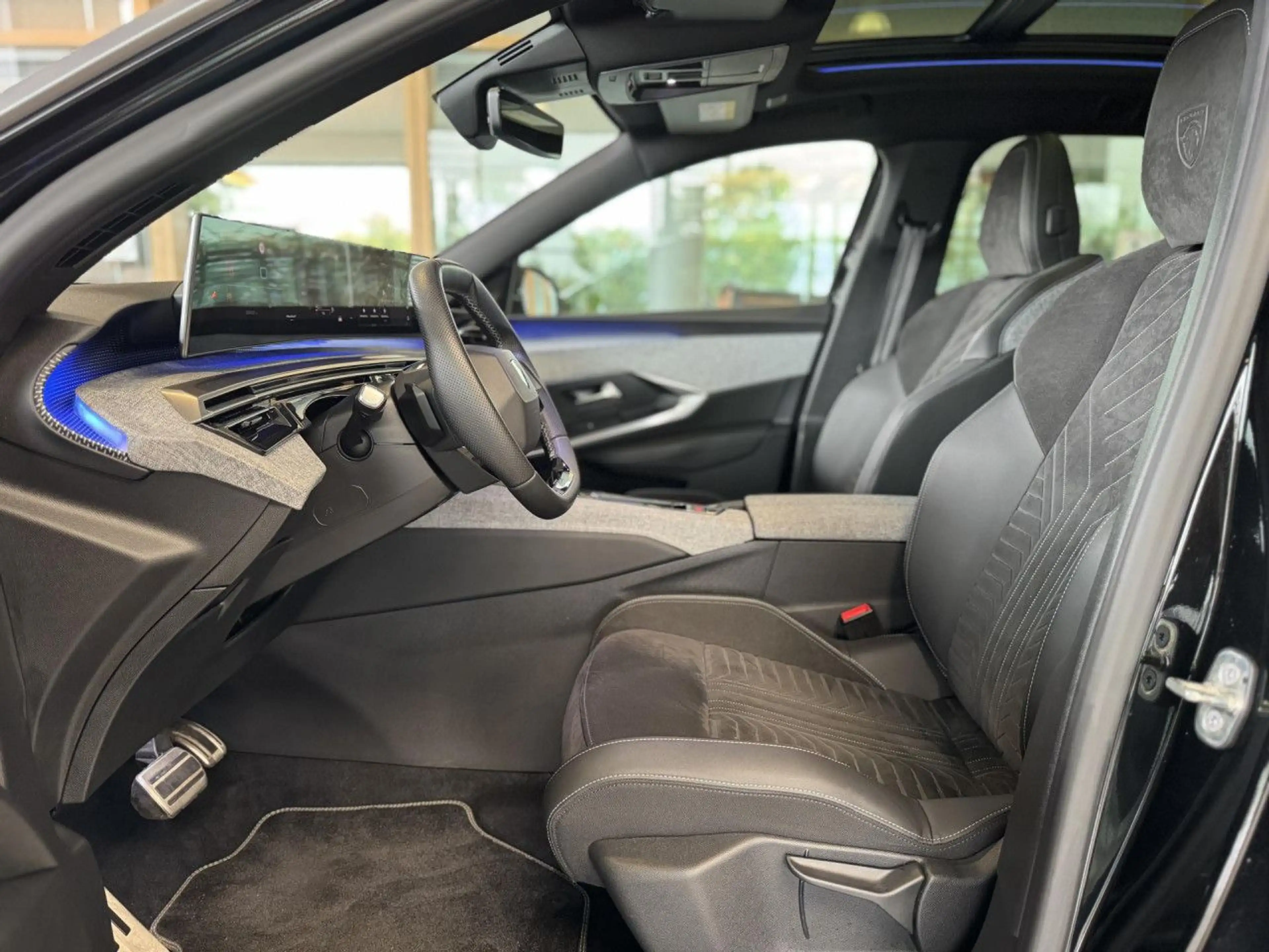 Peugeot 3008 Hybrid 145 GT, 360, ACC, Schiebedach! Navi — photo 11