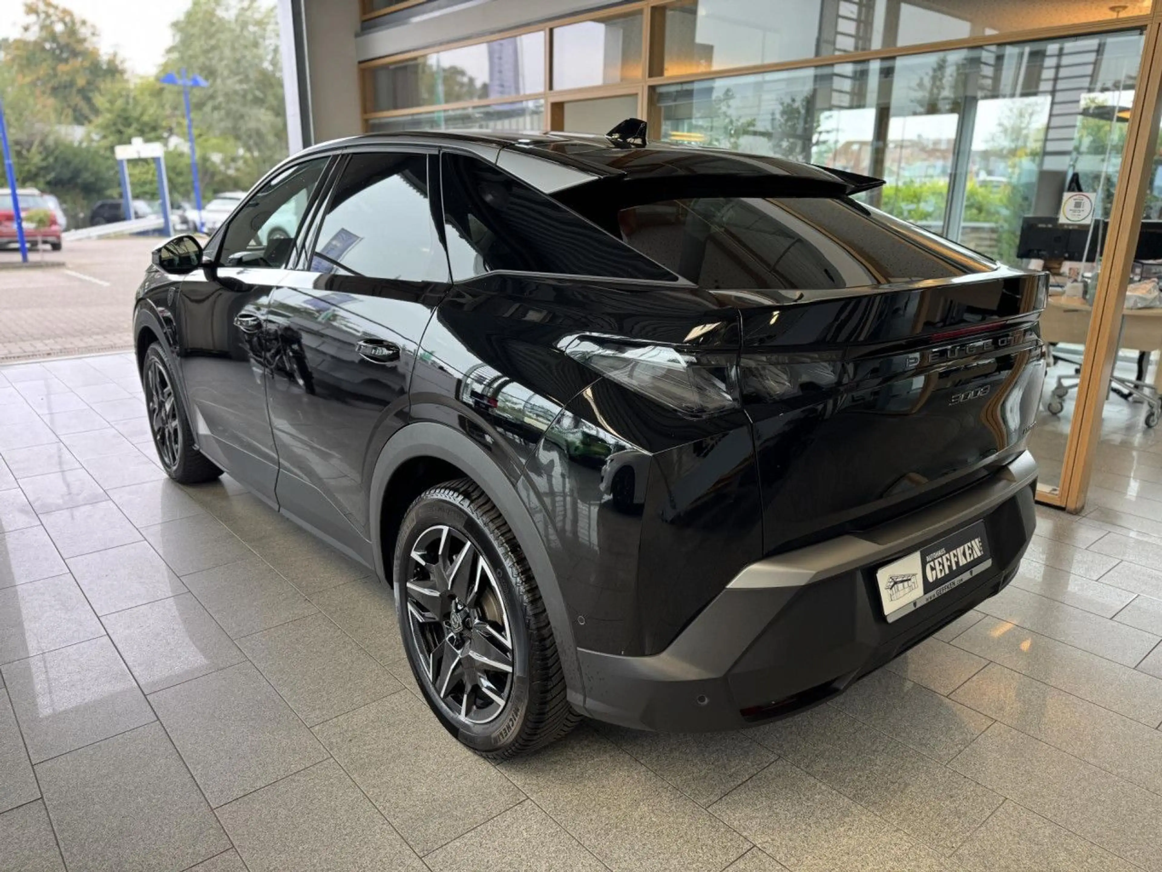 Peugeot 3008 Hybrid 145 GT, 360, ACC, Schiebedach! Navi — photo 5