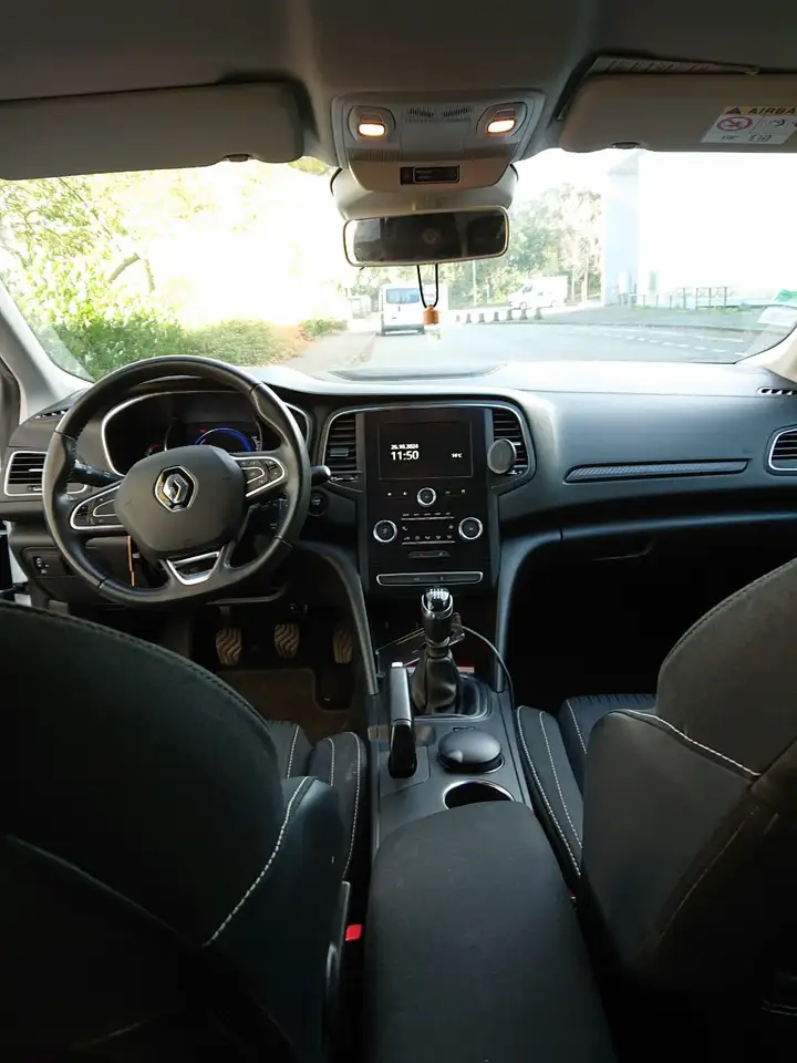Renault Megane Berline — photo 2