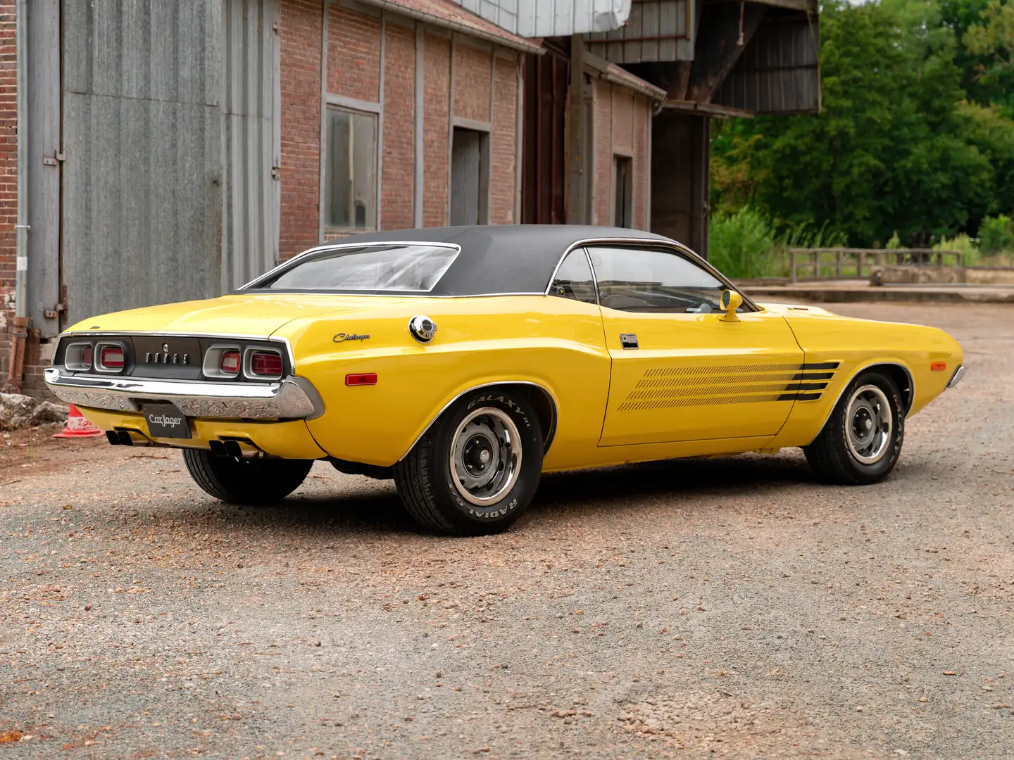 Dodge Challenger Rallye Jaune - 2